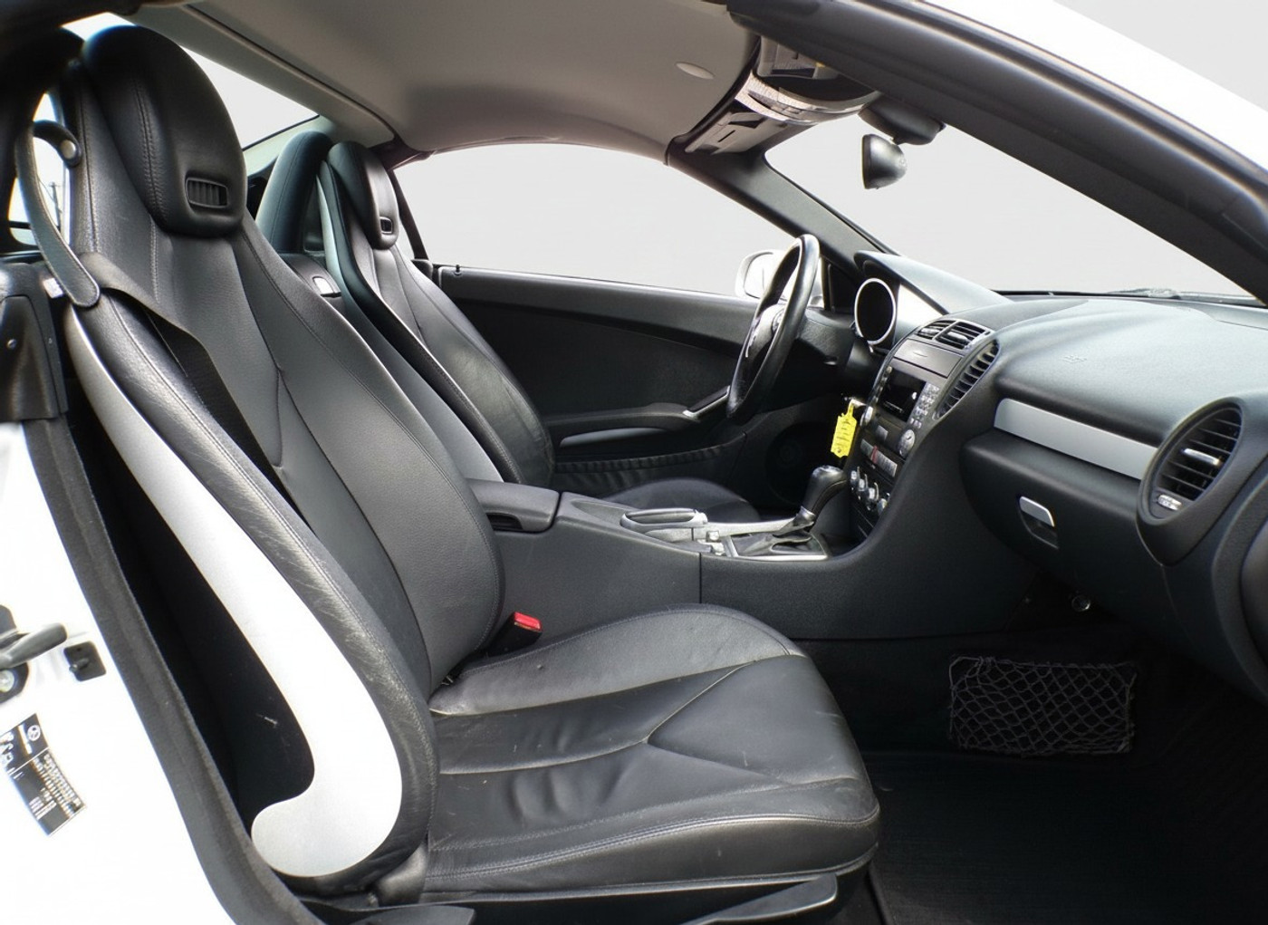 Foto van Mercedes-Benz SLK 200 Kompressor