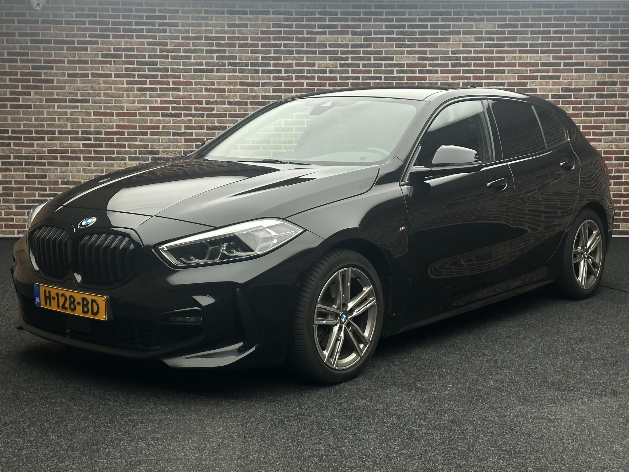 Foto van BMW 118i