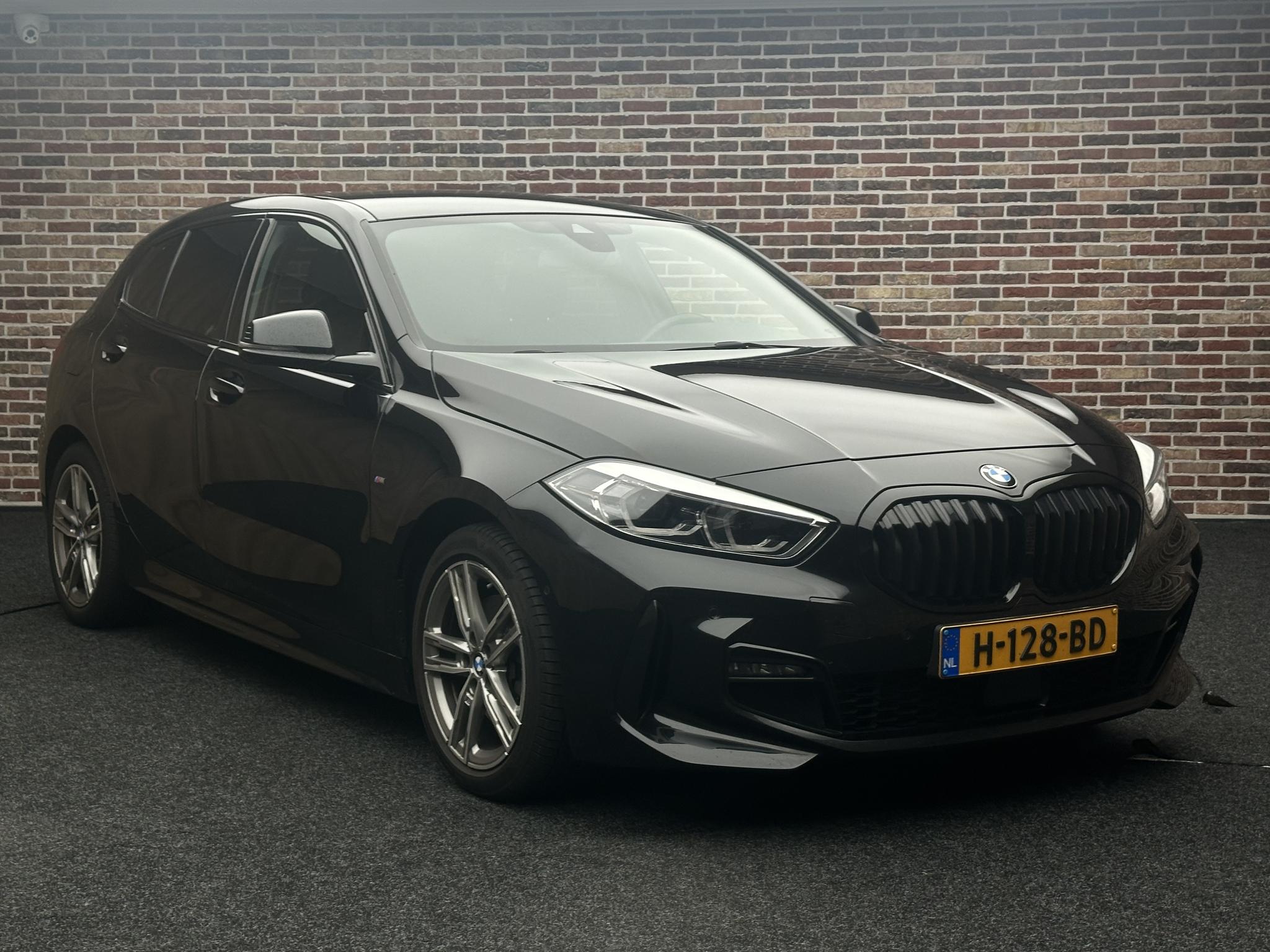 Foto van BMW 118i