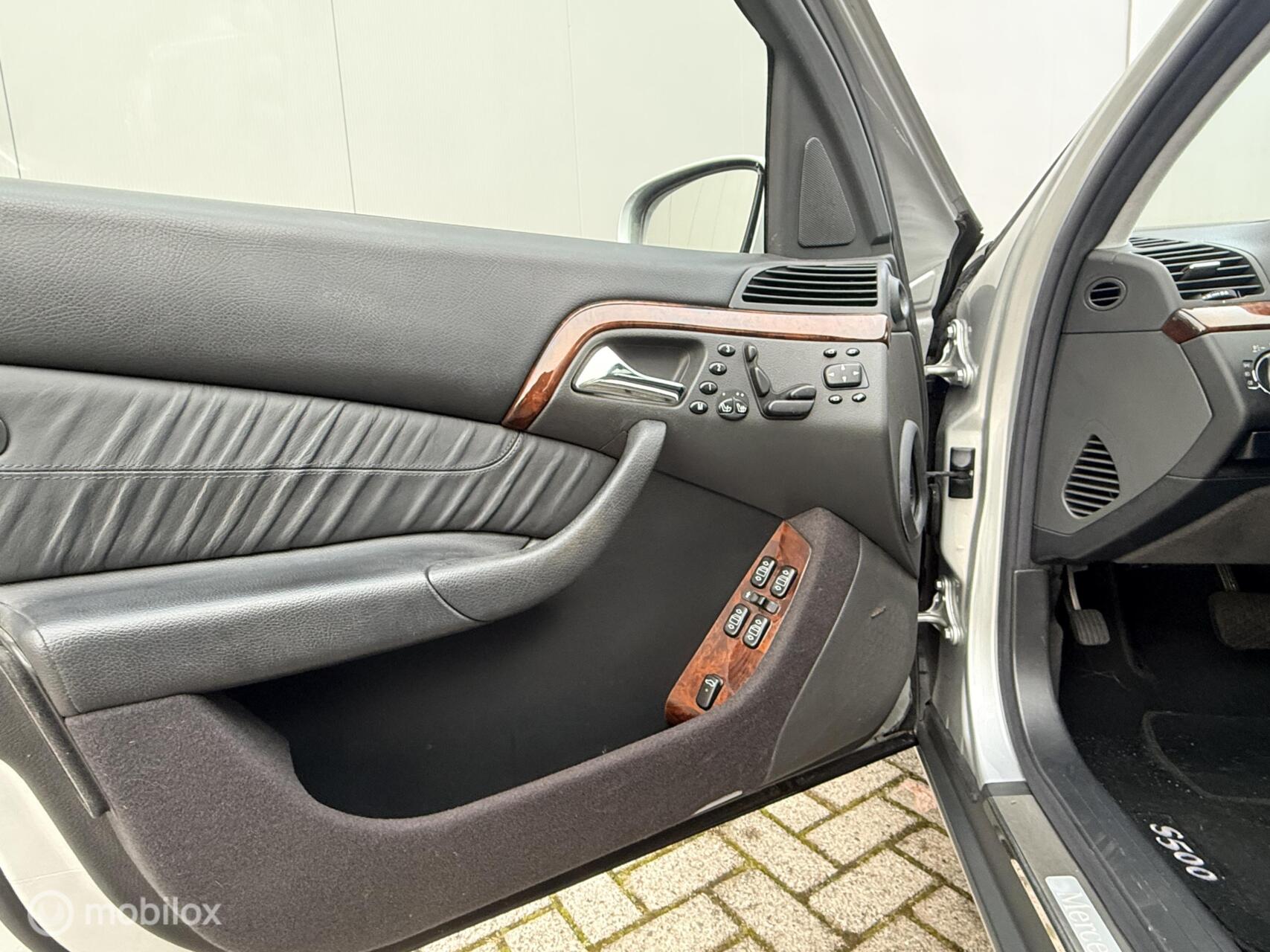 Foto van Mercedes-Benz S 500