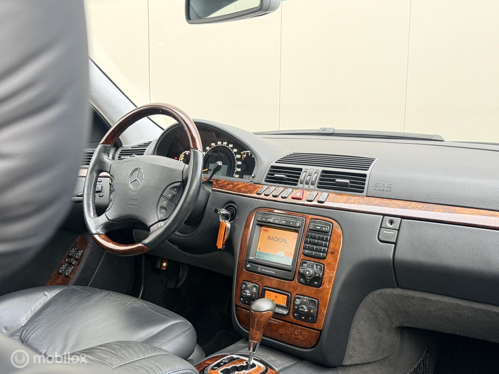 Foto van Mercedes-Benz S 500