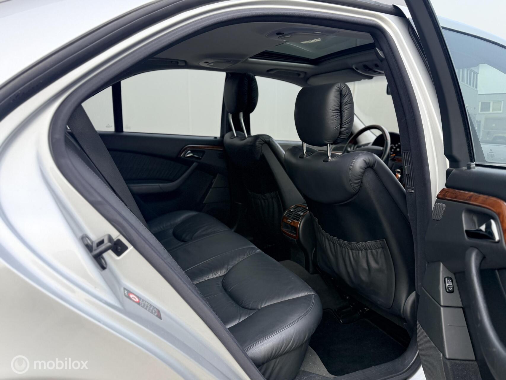 Foto van Mercedes-Benz S 500