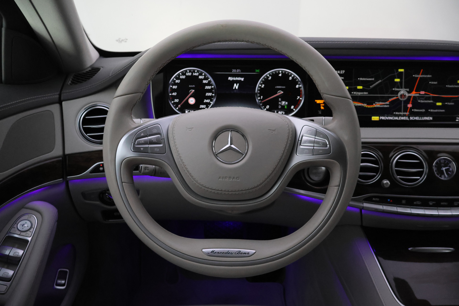 Foto van Mercedes-Benz S 500