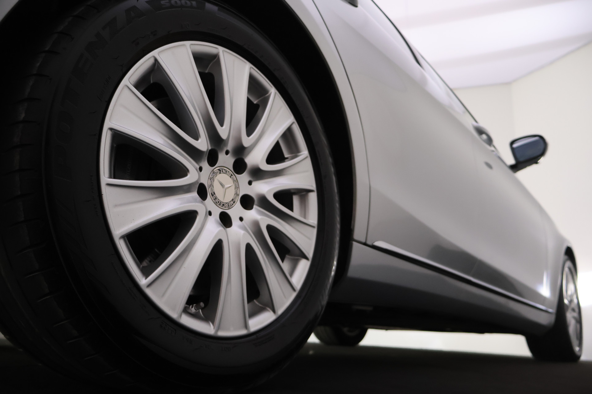 Foto van Mercedes-Benz S 500