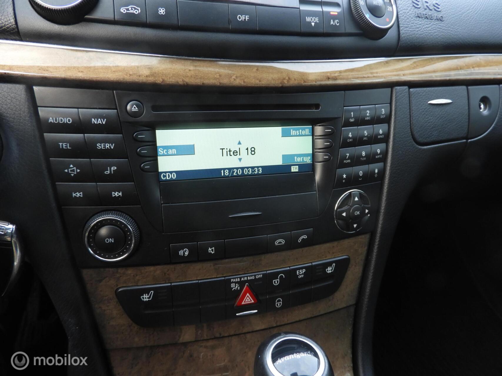 Foto van Mercedes-Benz E 200 Kompressor