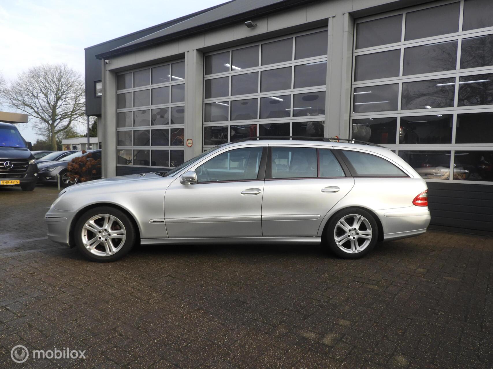 Foto van Mercedes-Benz E 200 Kompressor