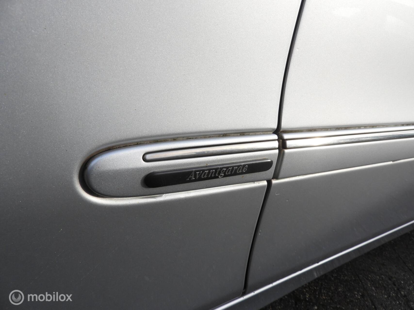 Foto van Mercedes-Benz E 200 Kompressor