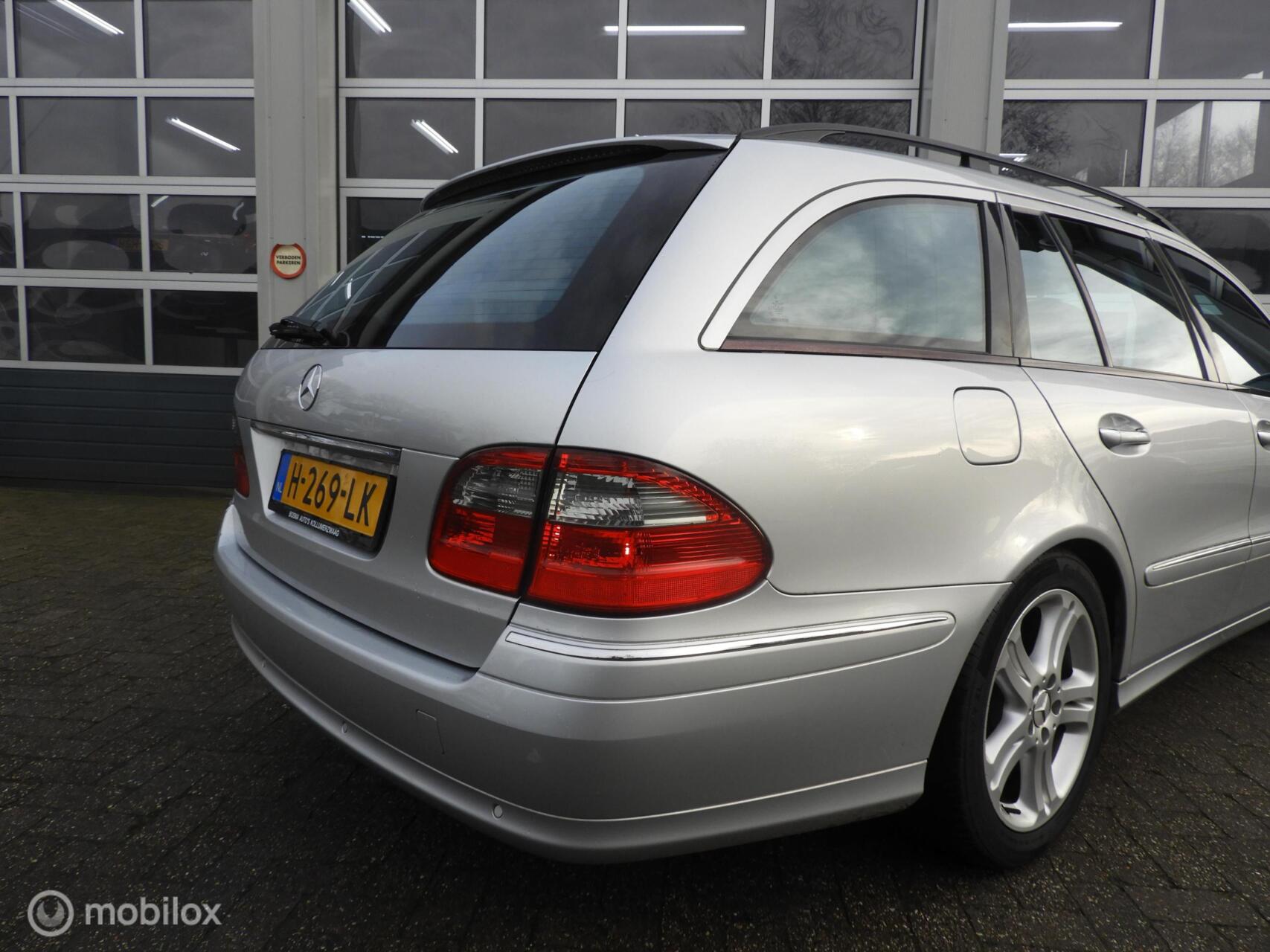 Foto van Mercedes-Benz E 200 Kompressor