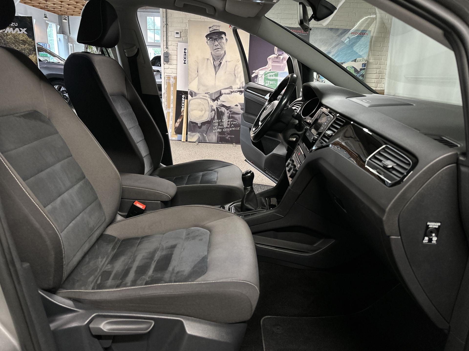 Foto van Volkswagen Golf Sportsvan