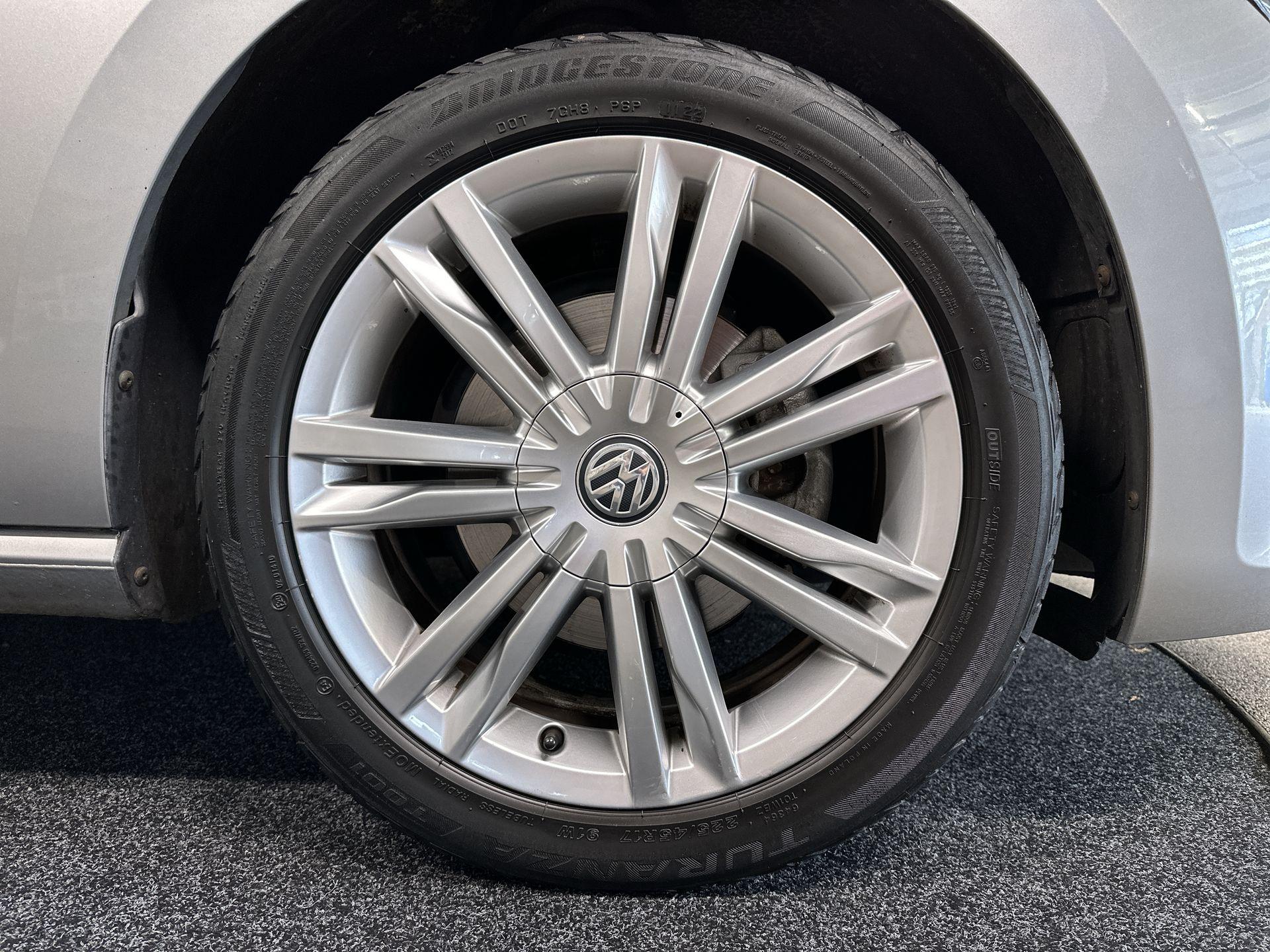 Foto van Volkswagen Golf Sportsvan