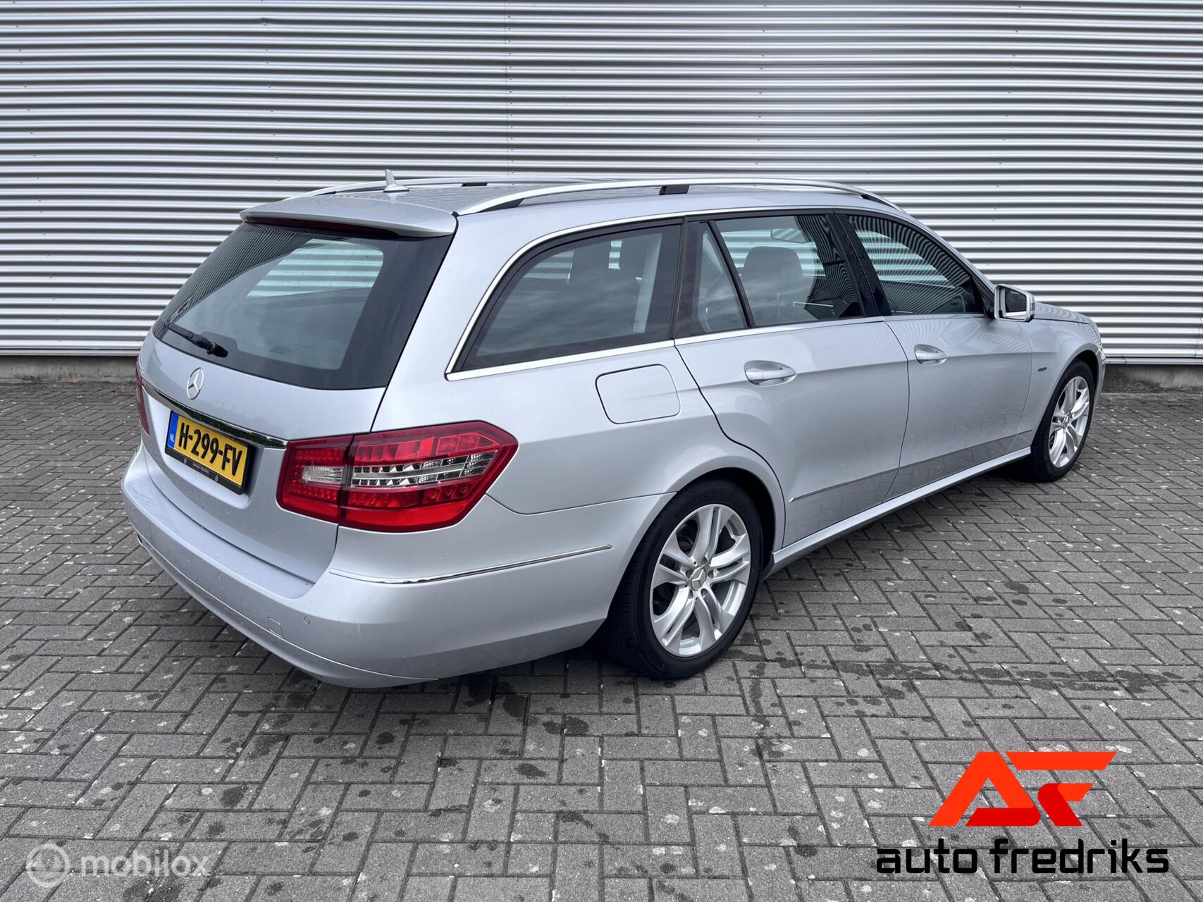 Foto van Mercedes-Benz E 200 Cgi