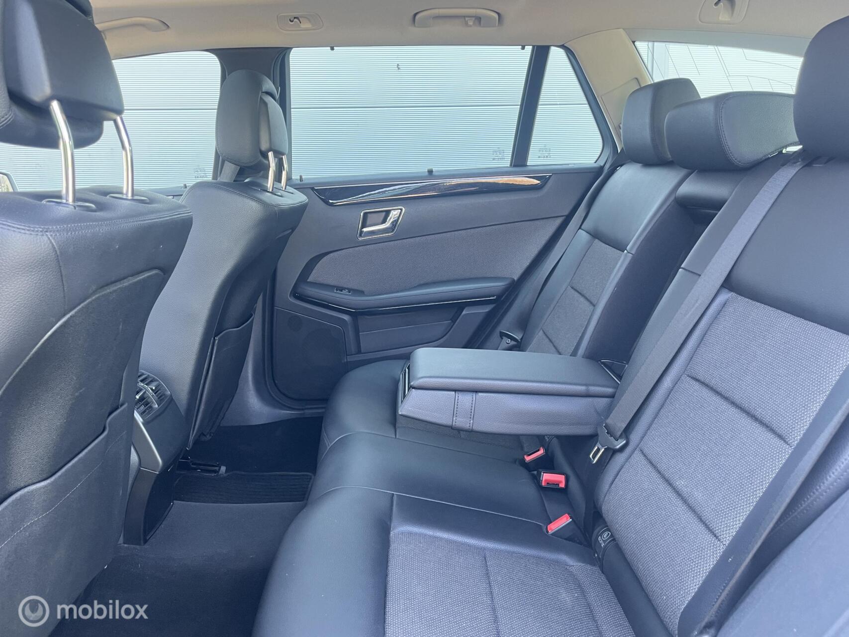 Foto van Mercedes-Benz E 200 Cgi