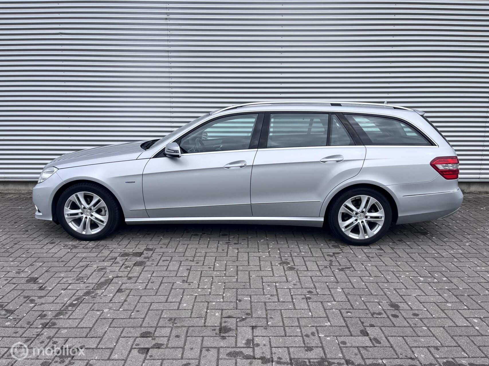 Foto van Mercedes-Benz E 200 Cgi