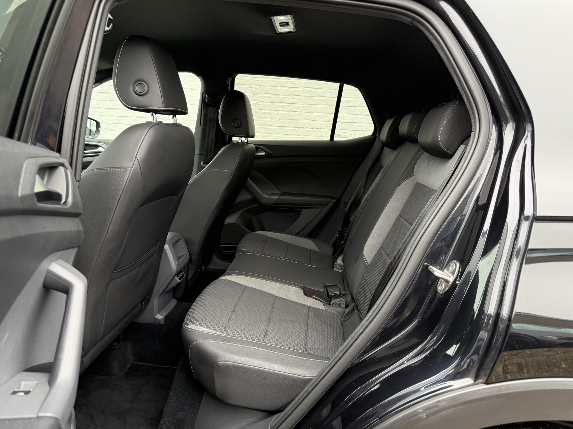 Foto van Volkswagen T-cross