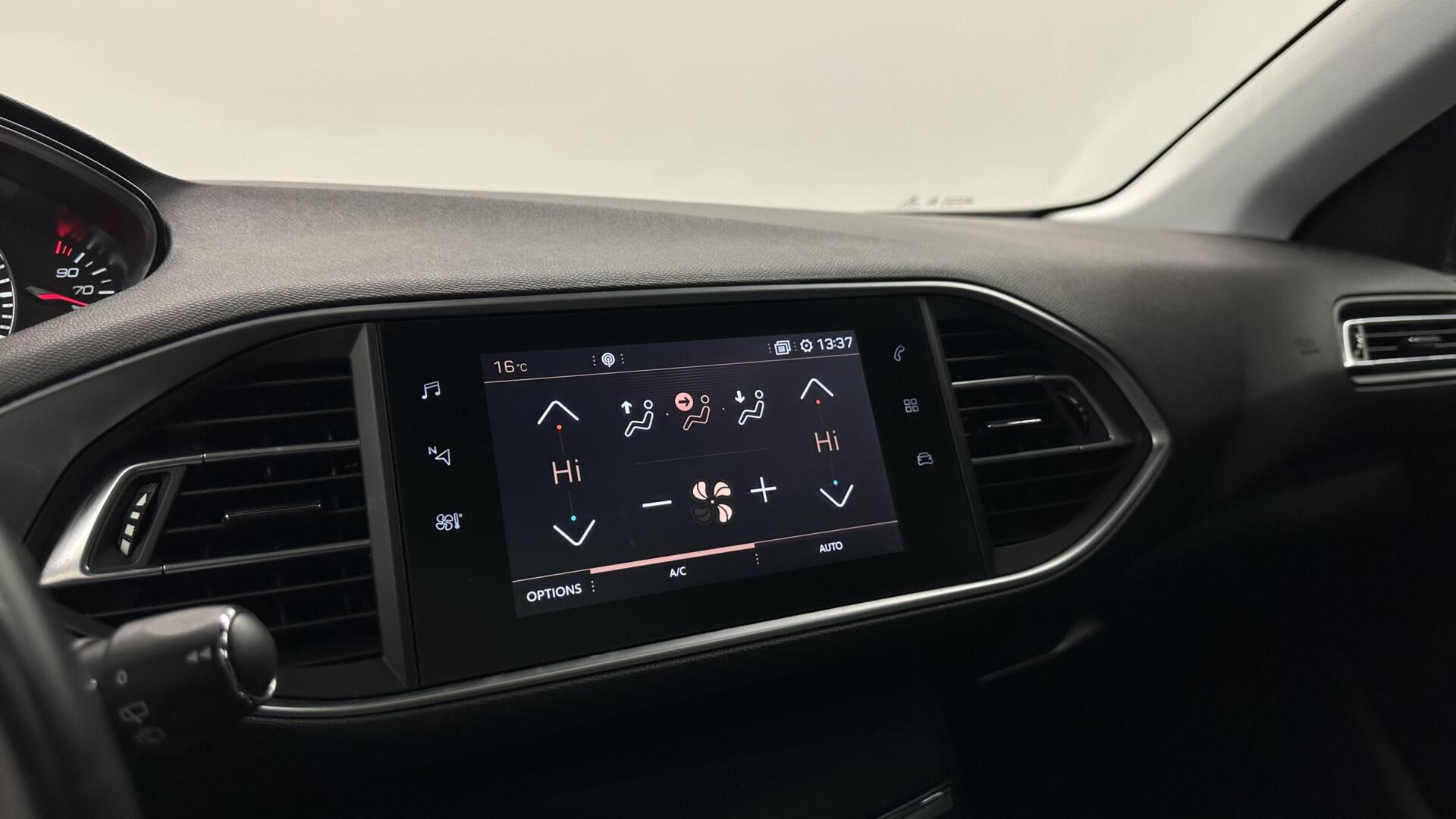 Foto van Peugeot 308 SW