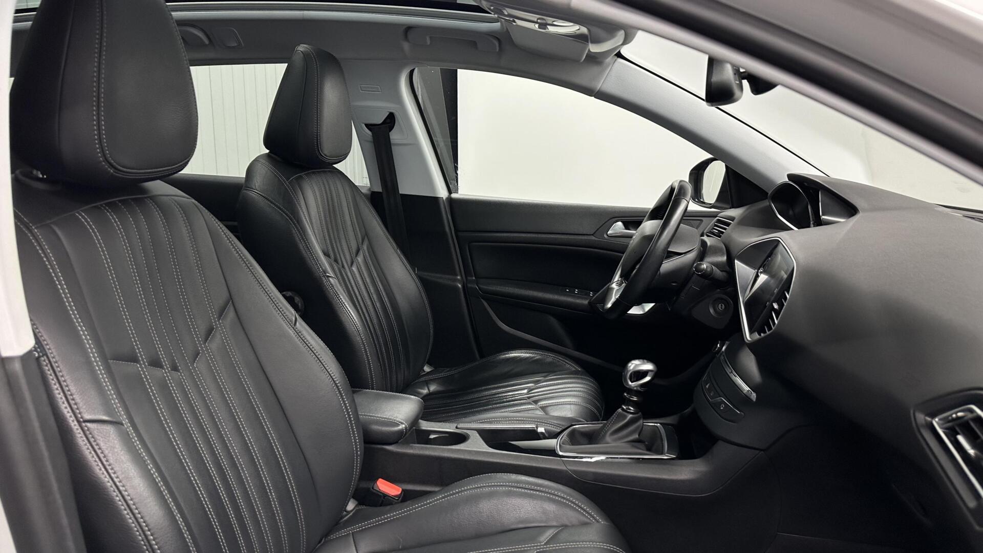 Foto van Peugeot 308 SW