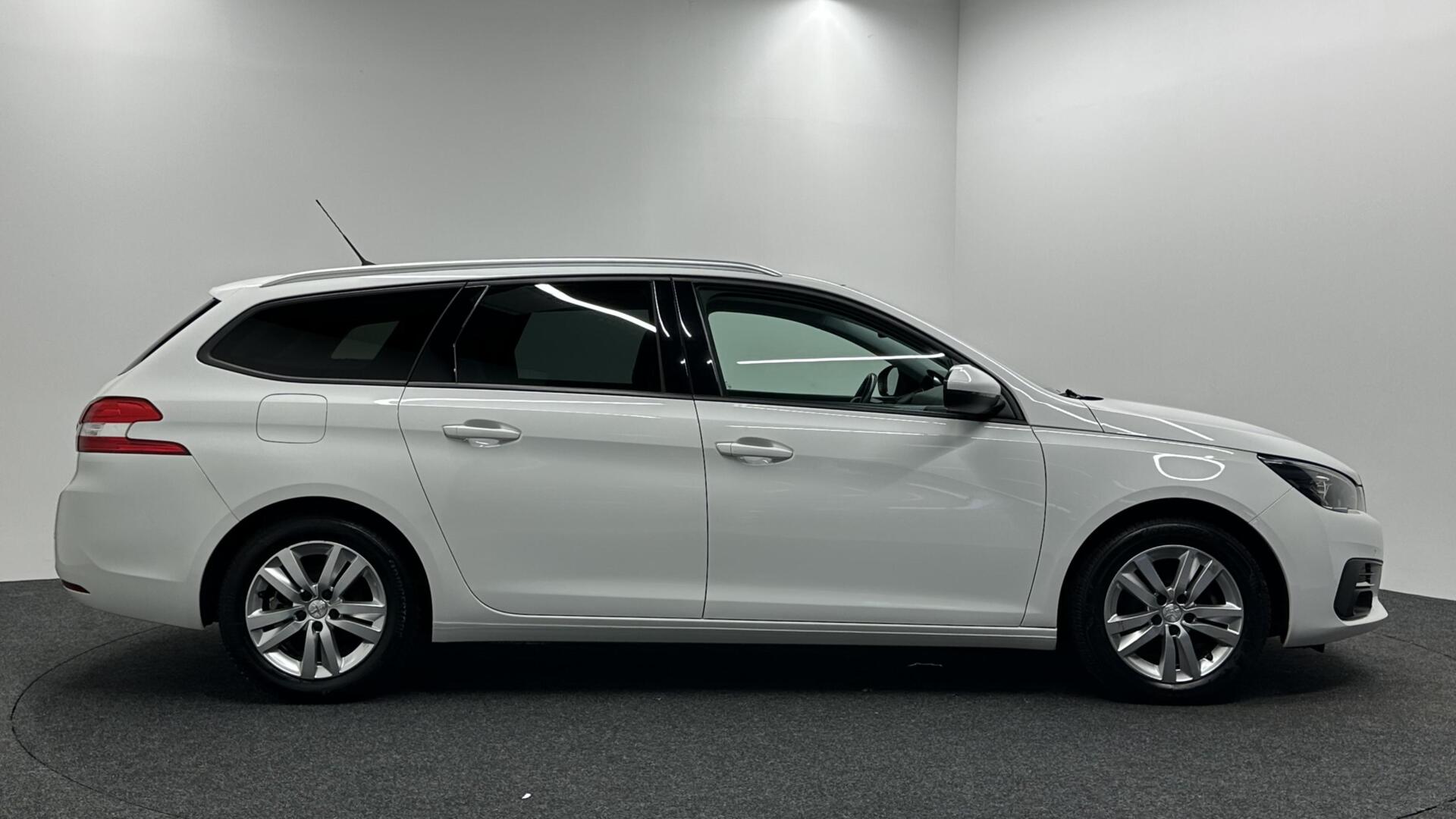 Foto van Peugeot 308 SW