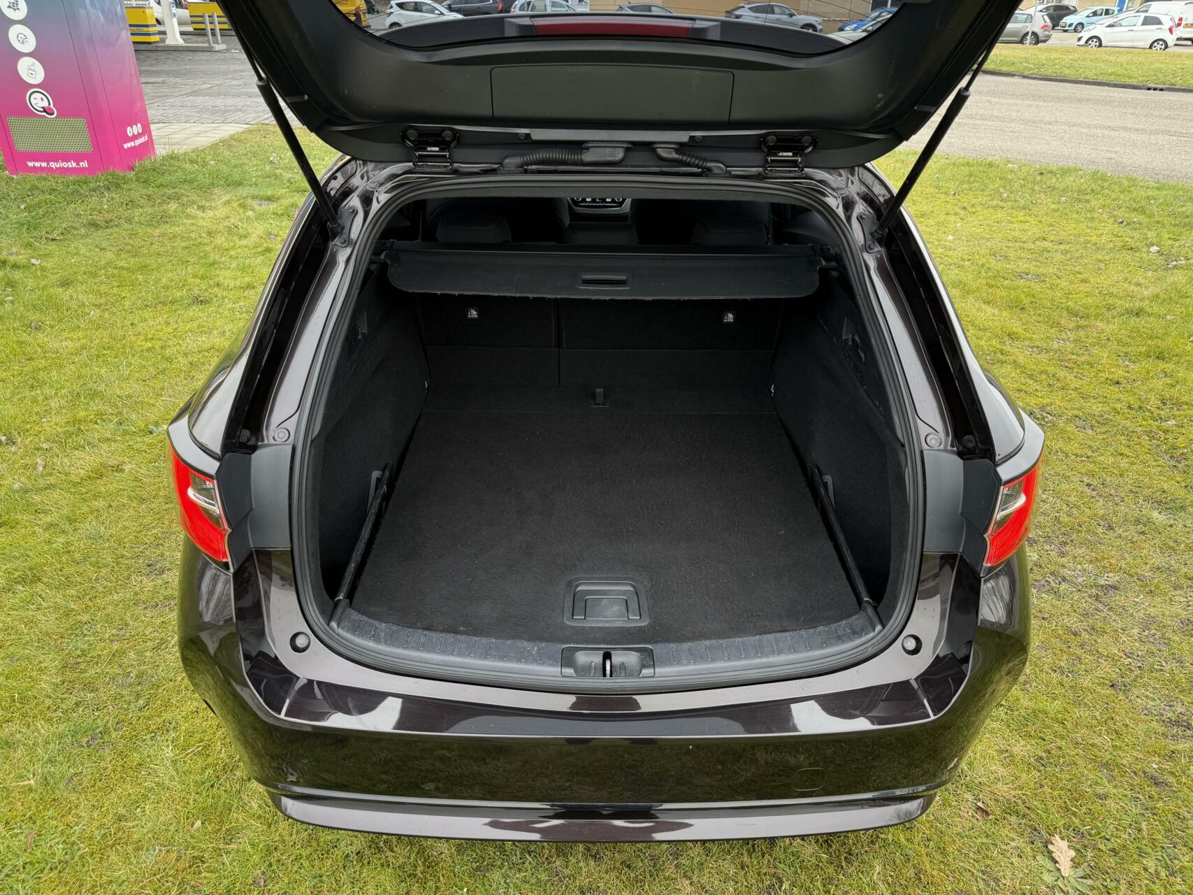Foto van Toyota Corolla Touring Sports