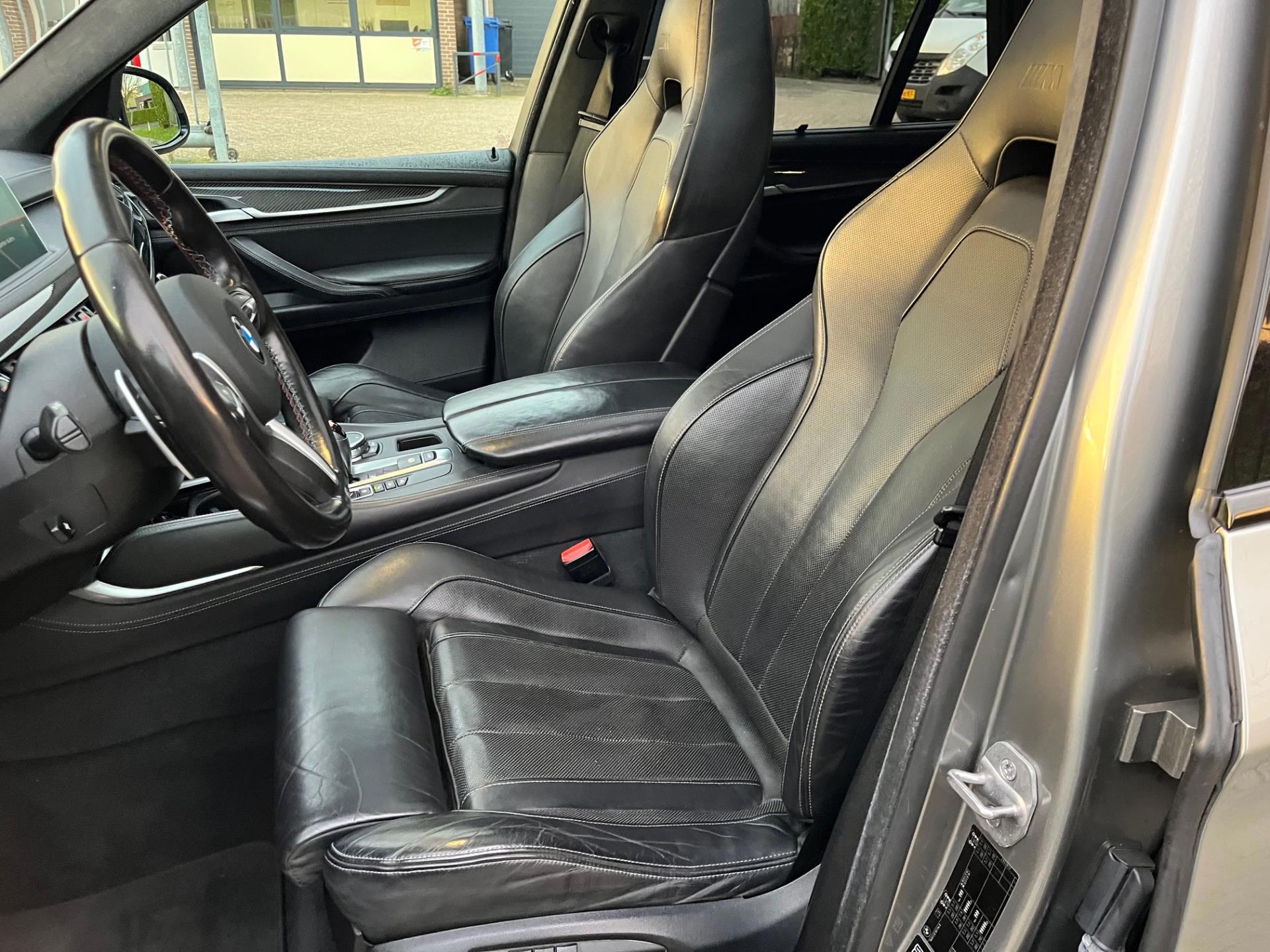 Foto van BMW X5 M