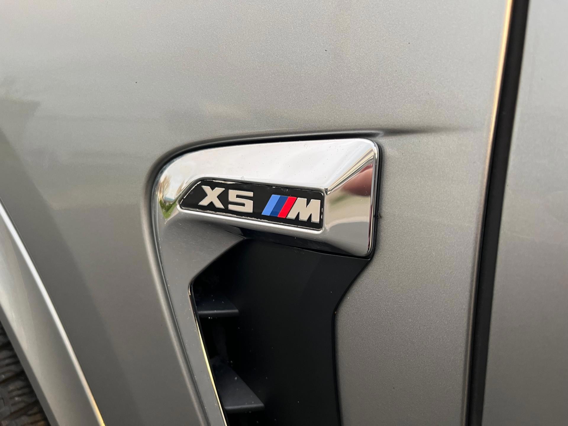 Foto van BMW X5 M
