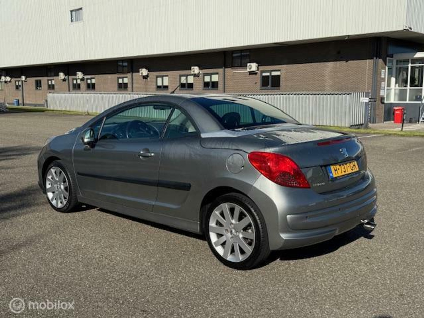 Foto van Peugeot 207 CC