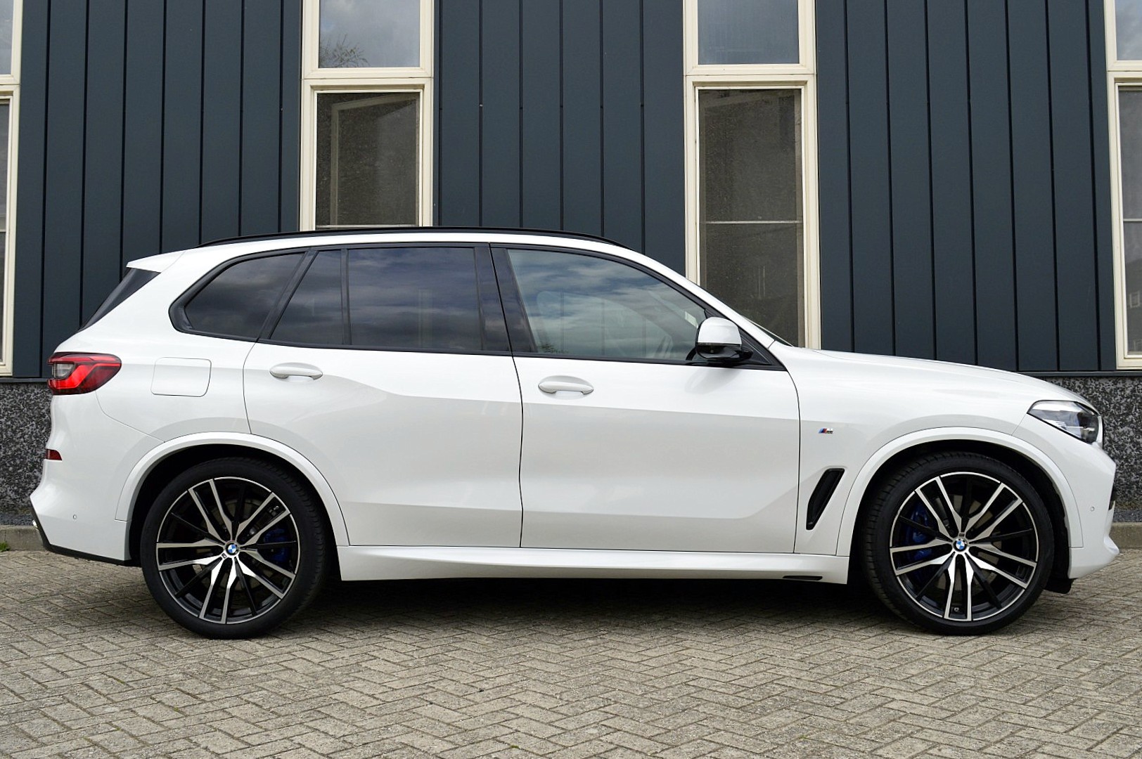 Foto van BMW X5 Xdrive40i