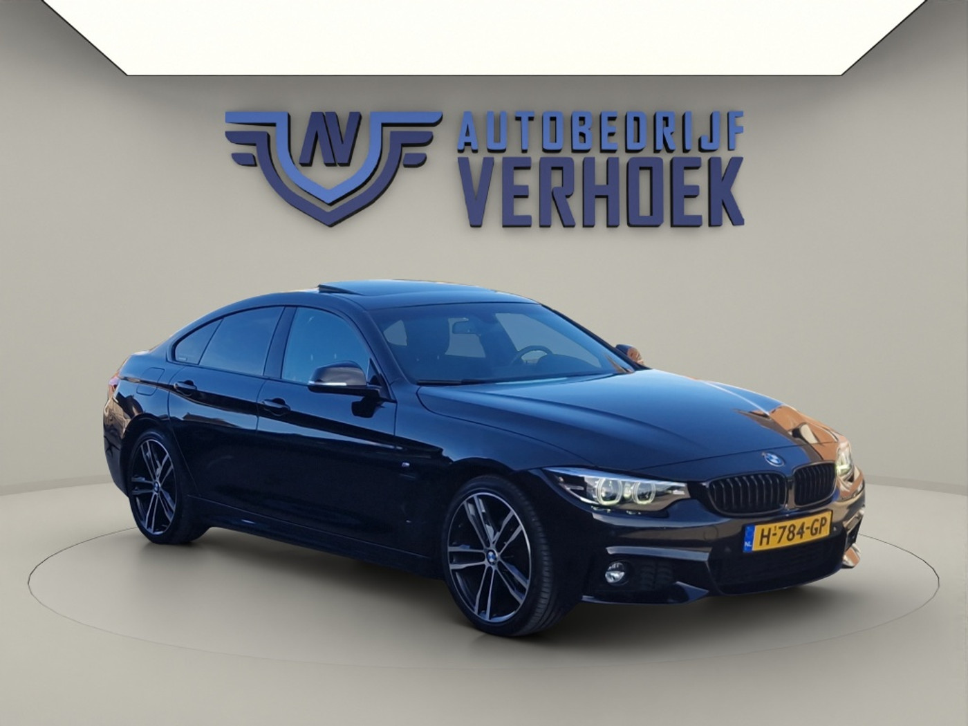 BMW 420i 420i High Executive M Sport - Schuifdak - Leer - Trekhaak 2020 - voorkant