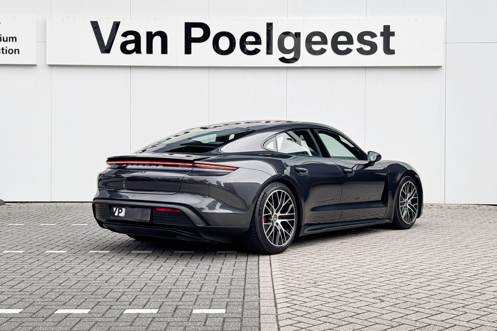 Foto van Porsche Taycan 4s