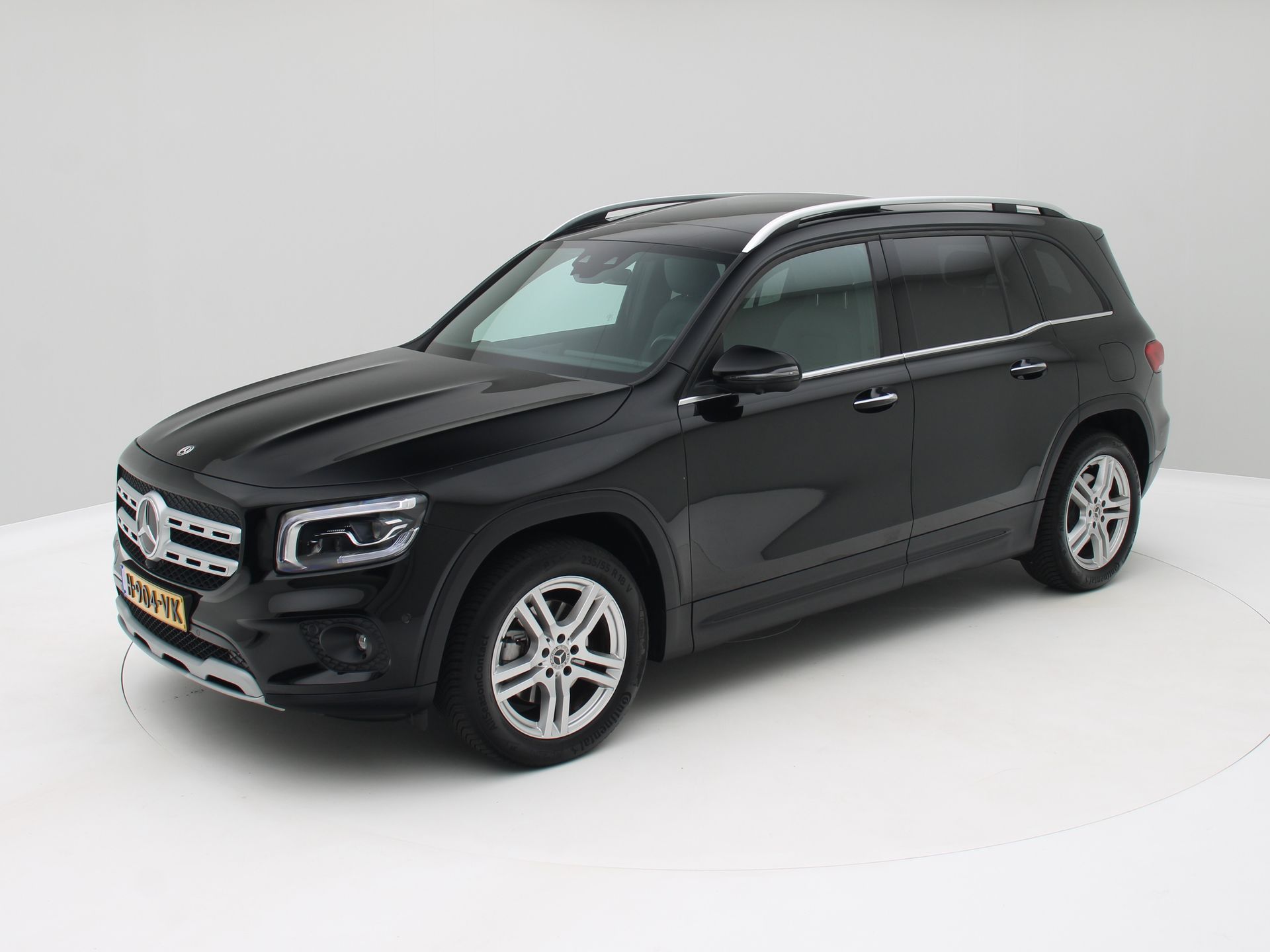 Mercedes-Benz GLB 200 200 Premium Plus / 7p. / Origineel NL 2020 - voorkant