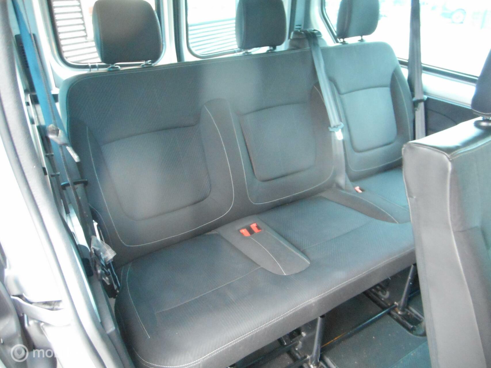 Foto van Renault Trafic Passenger