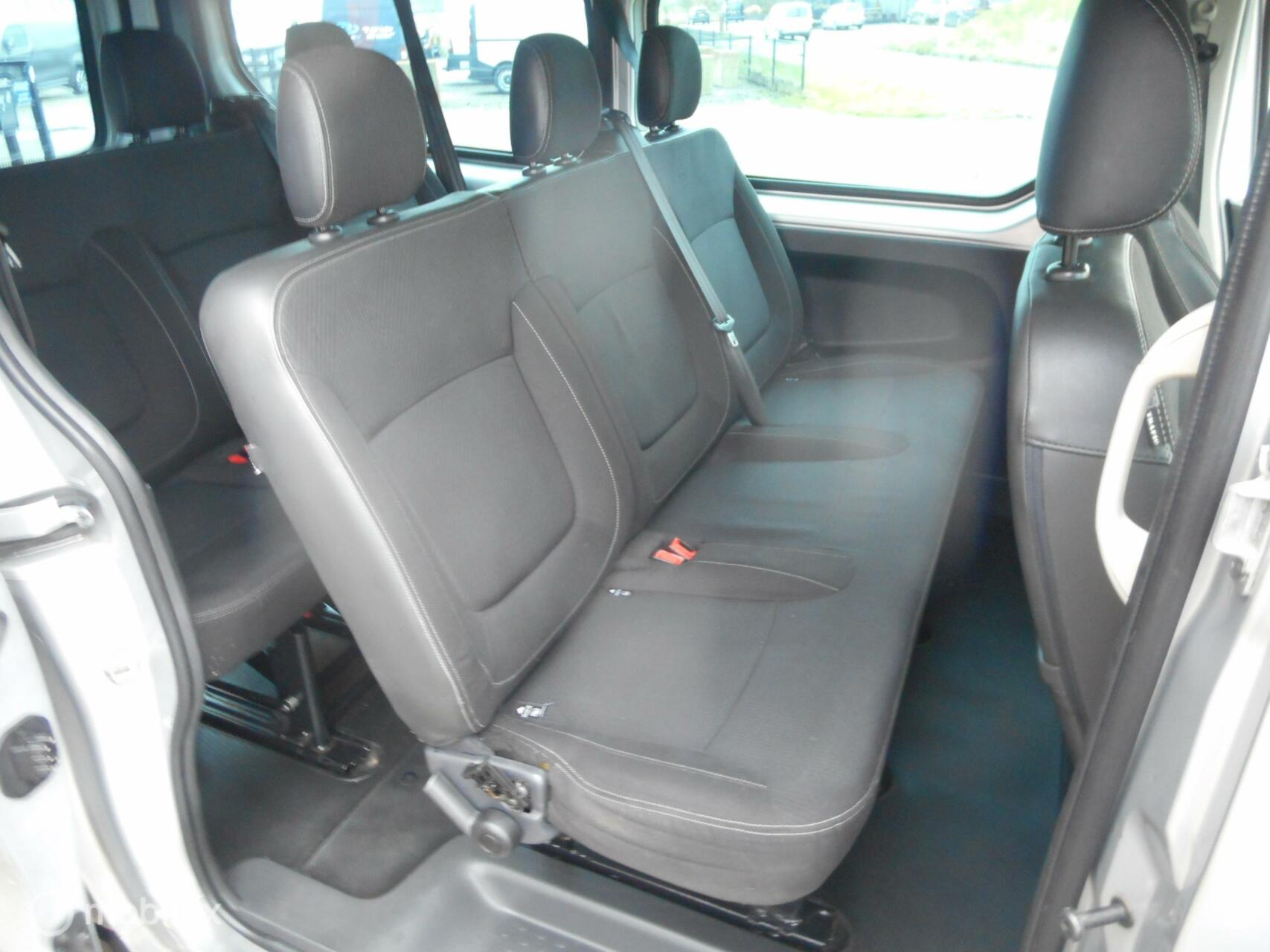 Foto van Renault Trafic Passenger