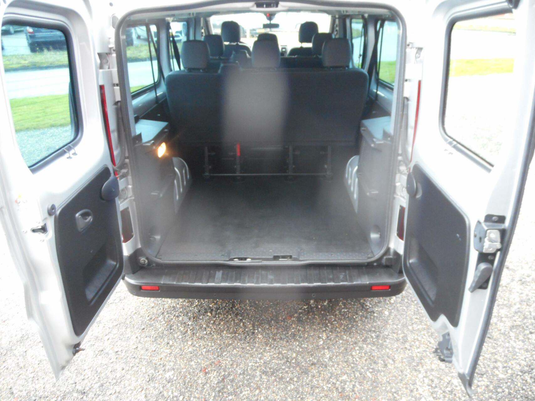 Foto van Renault Trafic Passenger