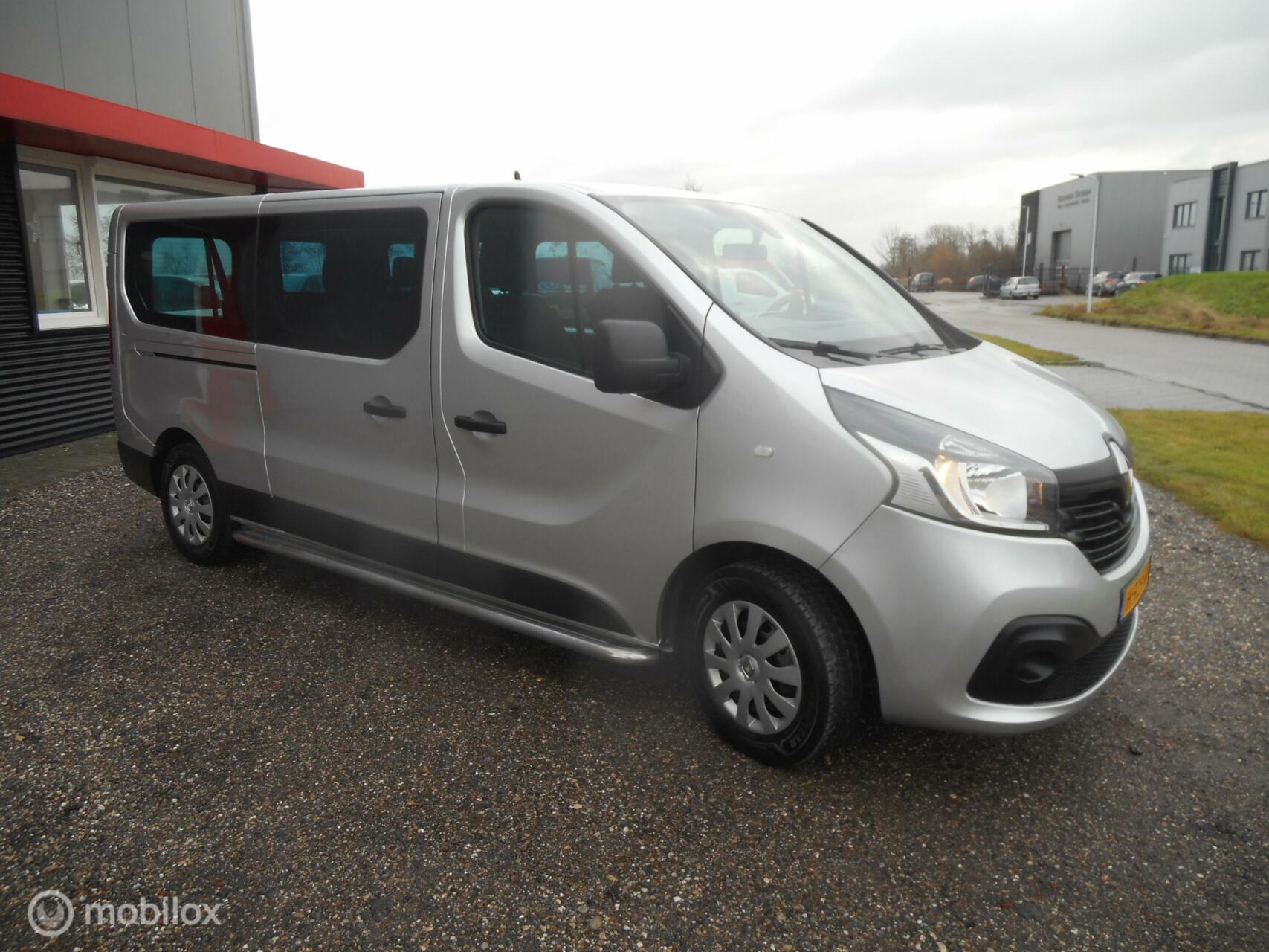 Foto van Renault Trafic Passenger