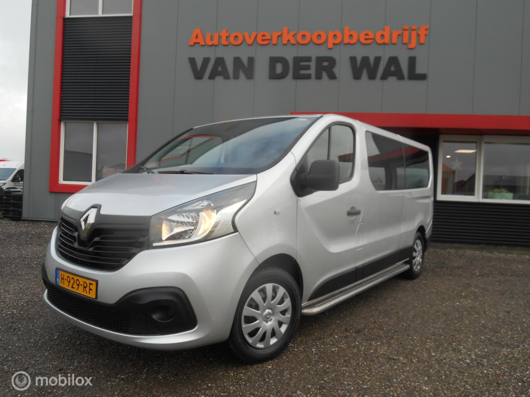 Renault Trafic Passenger 1.6 dCi MARGE/8 PERSOONS/AIRCO/CRUISECONTROL/NAVIGATIE 2015 - voorkant