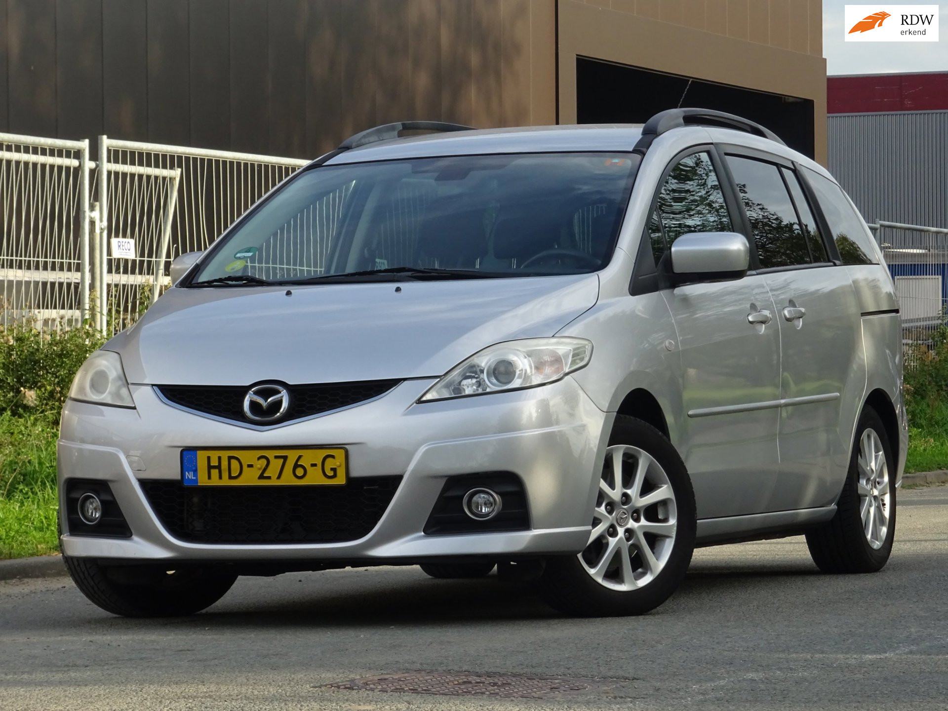 Mazda Mazda 5 1.8 Business 7-PERSOONS AIRCO/PDC/TREKHAAK/APK 2010 - voorkant