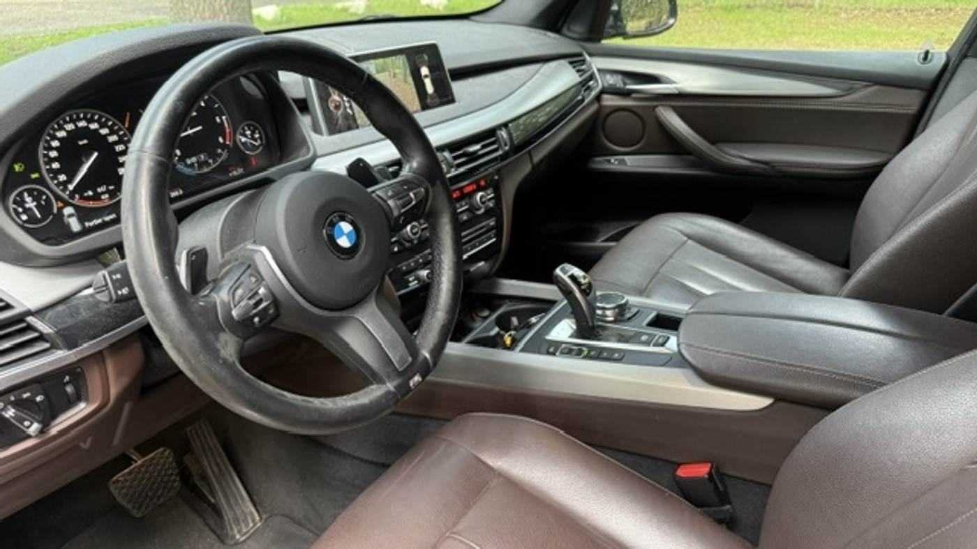 Foto van BMW X5 Xdrive30d