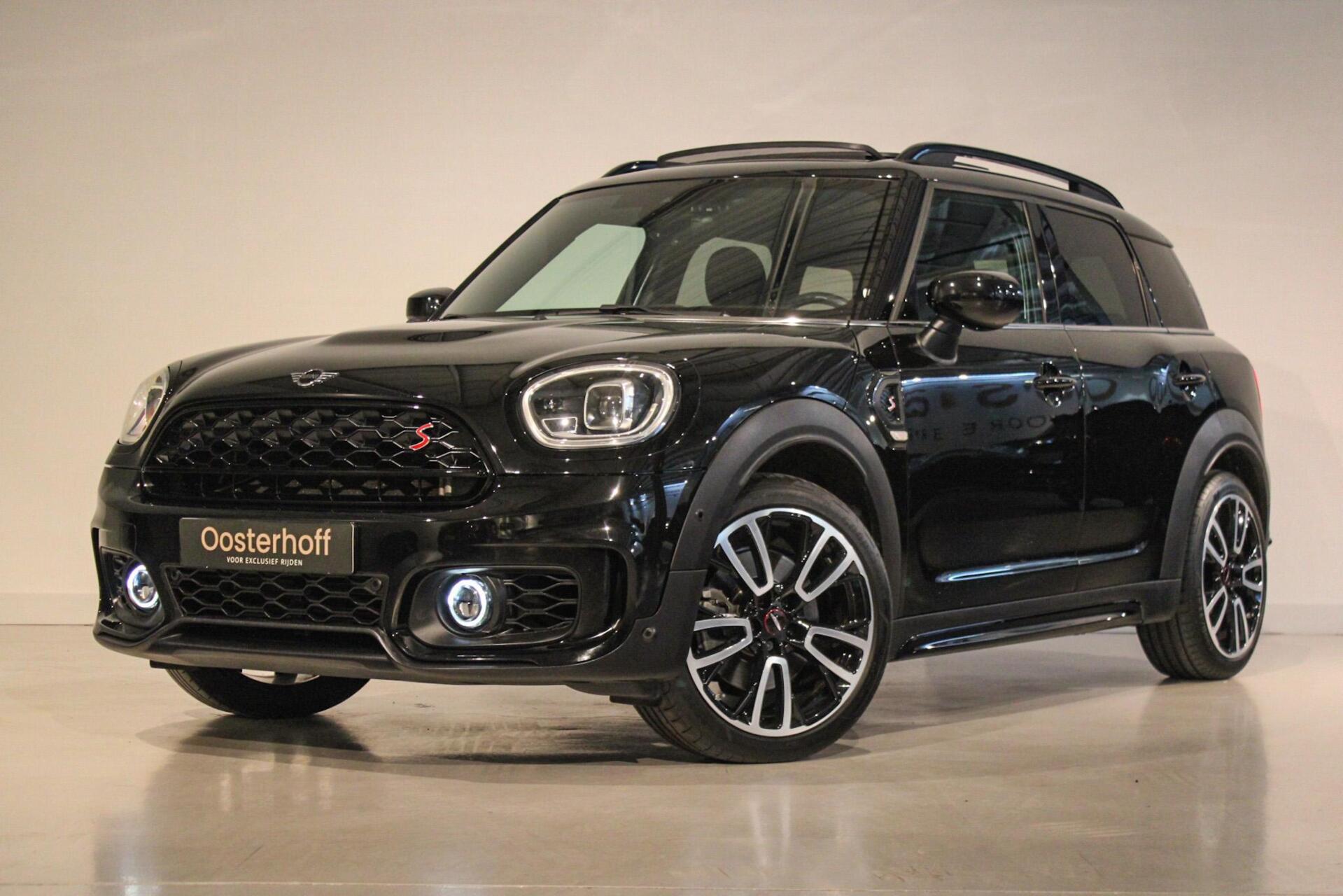 Mini Countryman 2.0 Cooper S Hammersmith John Cooper Works|Pano 2021 - voorkant