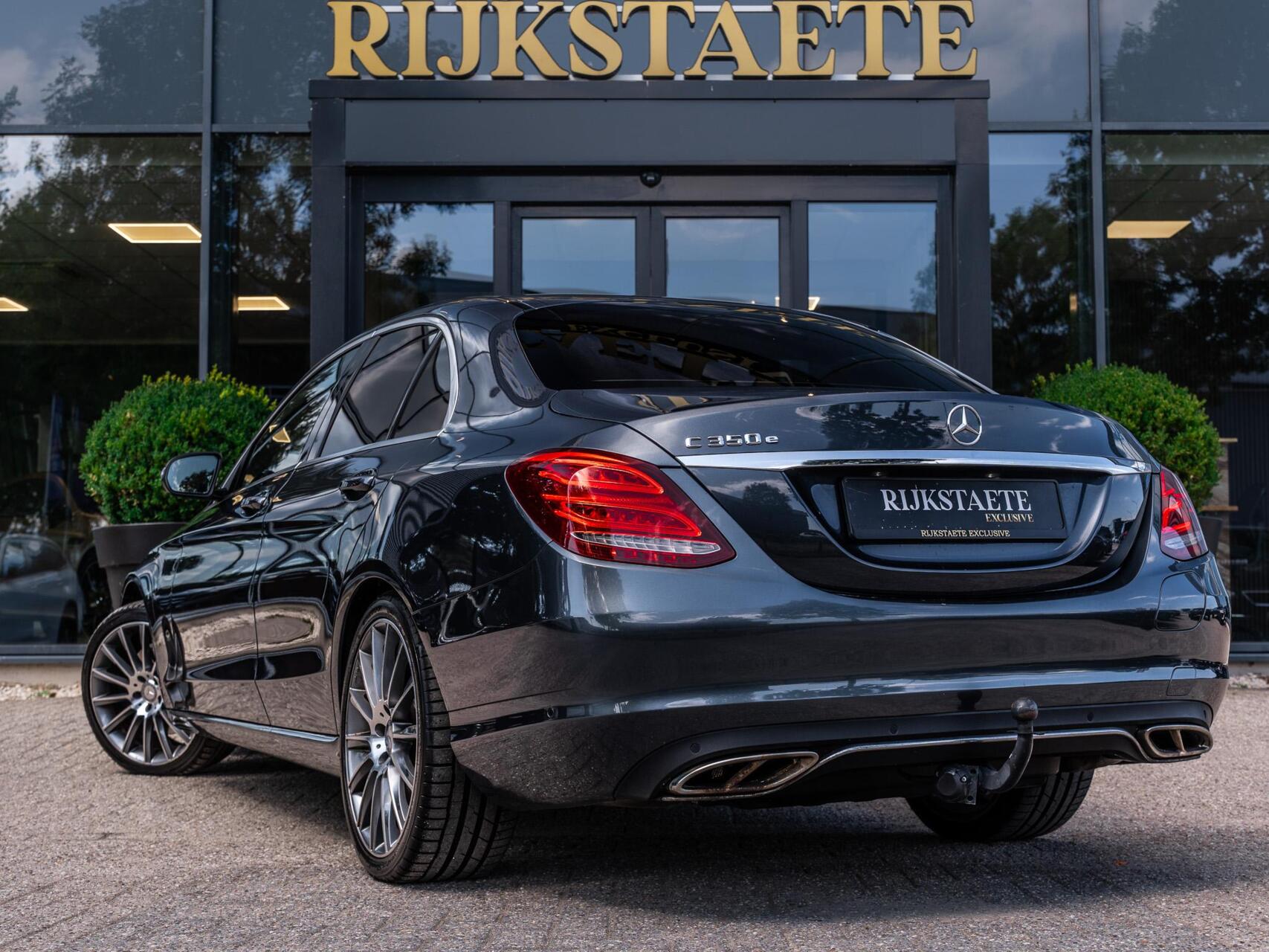 Foto van Mercedes-Benz C 350 E