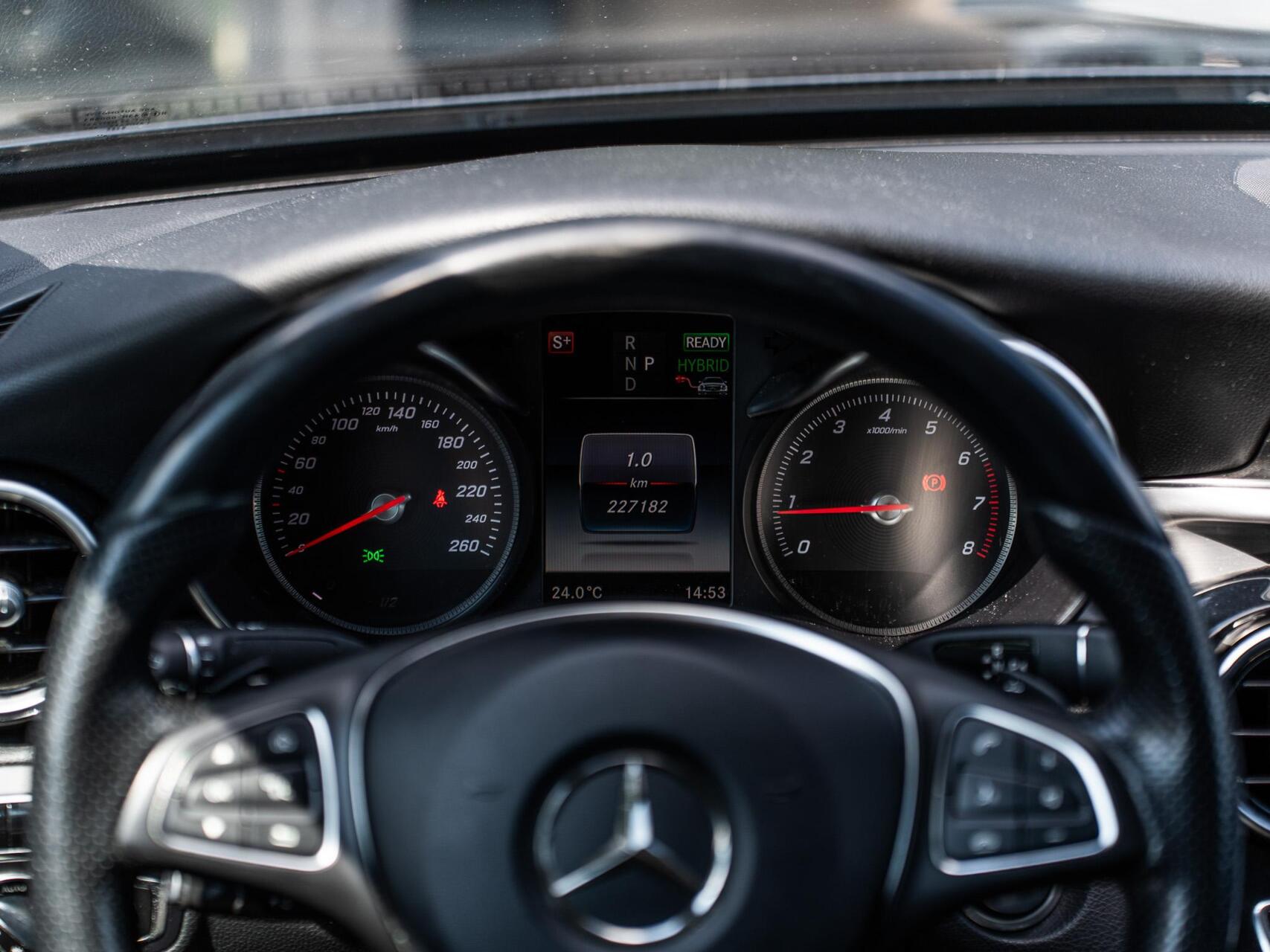 Foto van Mercedes-Benz C 350 E