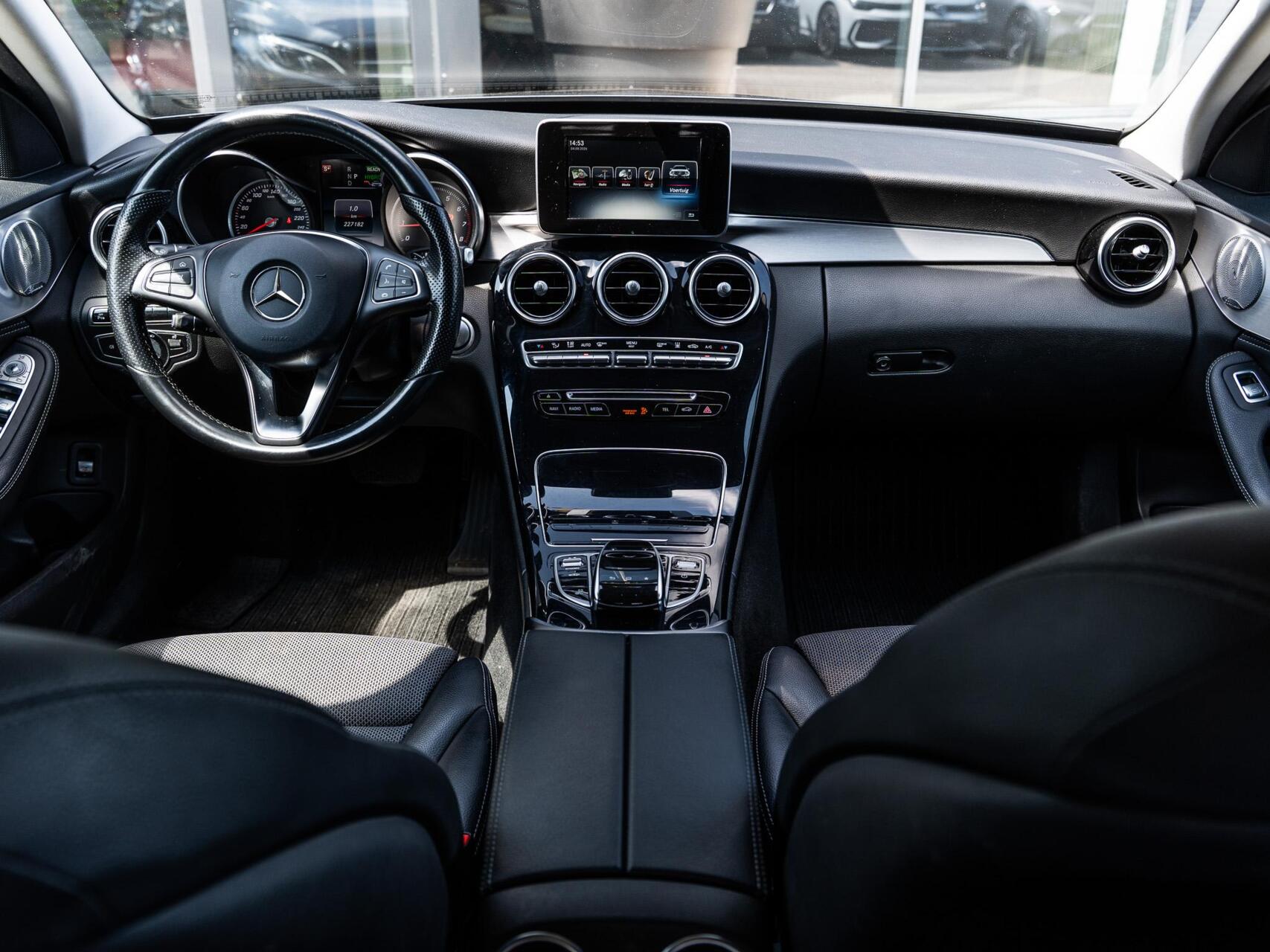 Foto van Mercedes-Benz C 350 E