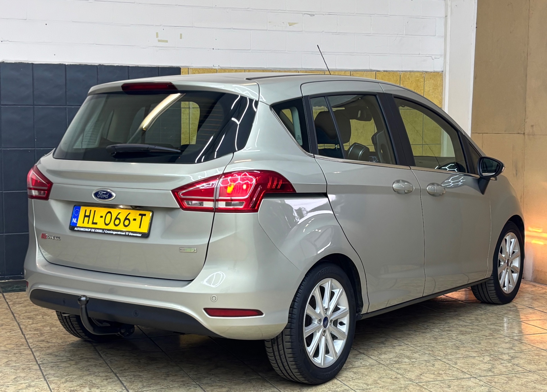 Foto van Ford B-max
