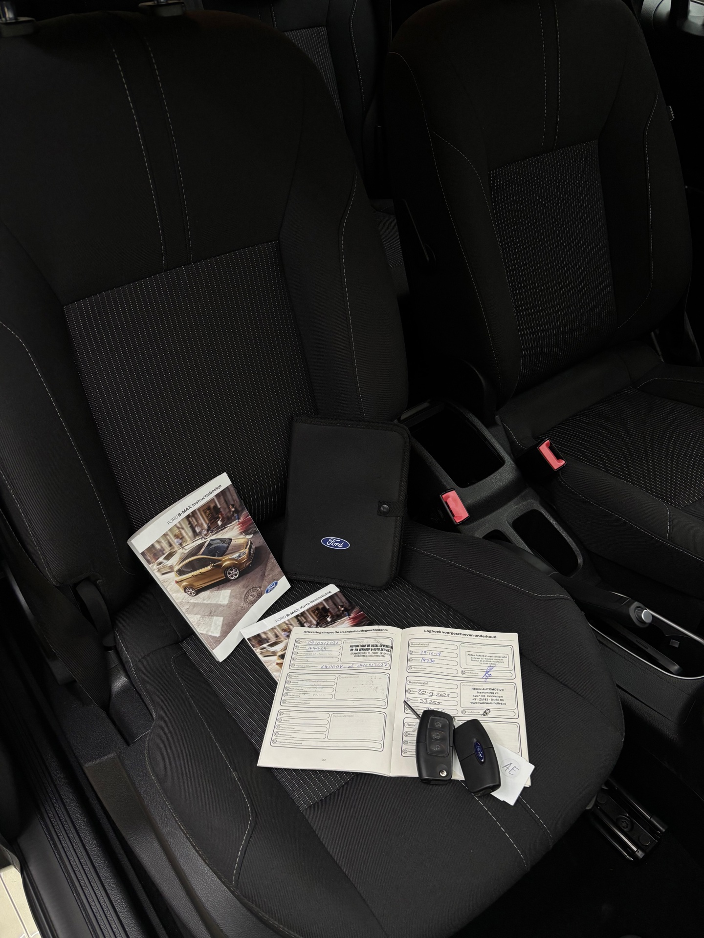 Foto van Ford B-max