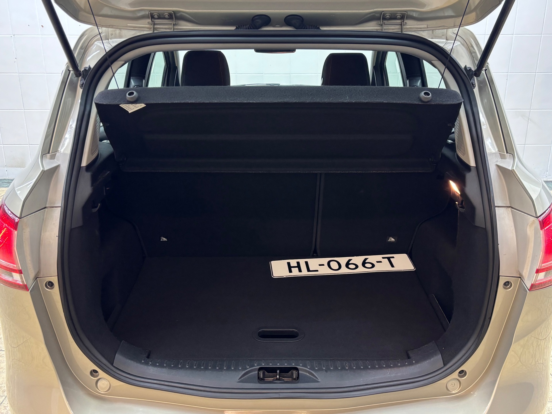 Foto van Ford B-max