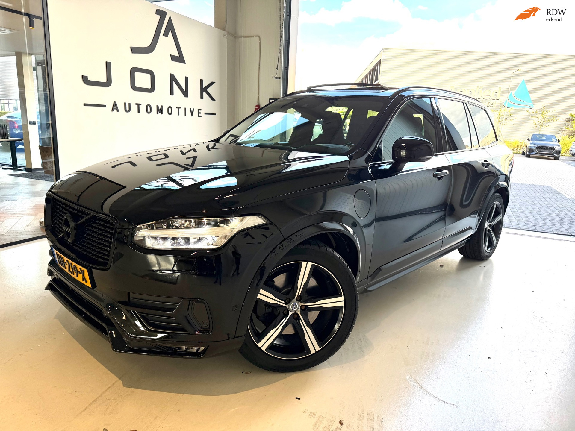 Volvo Xc90 T8 Twin Engine 2.0 T8 Twin Engine AWD R Design  Panorama Leder Garantie 2015 - voorkant