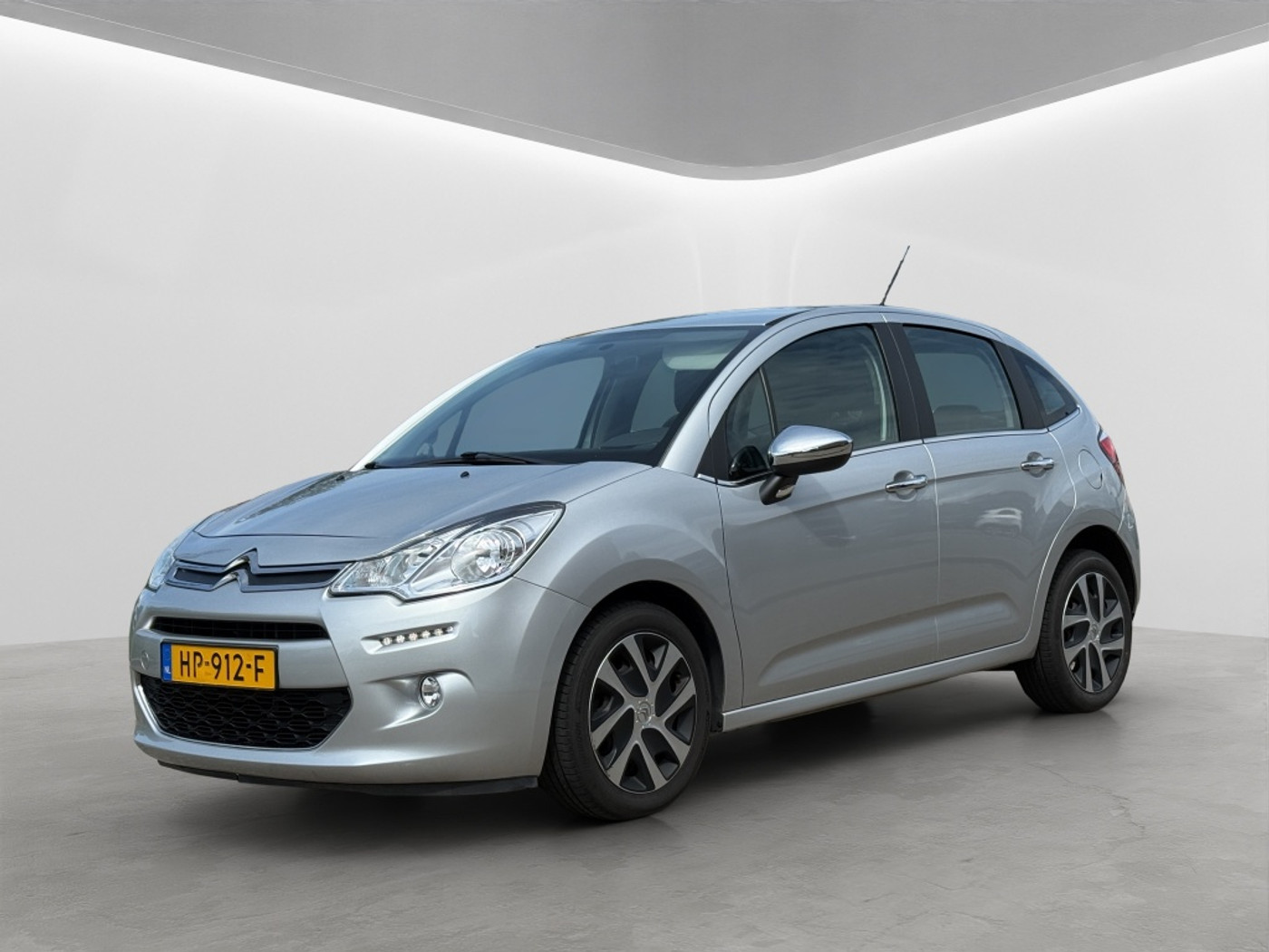 Citroen C3 1.2 PureT Collection NAP Clima Onderhouden Trekhaak 2015 - voorkant