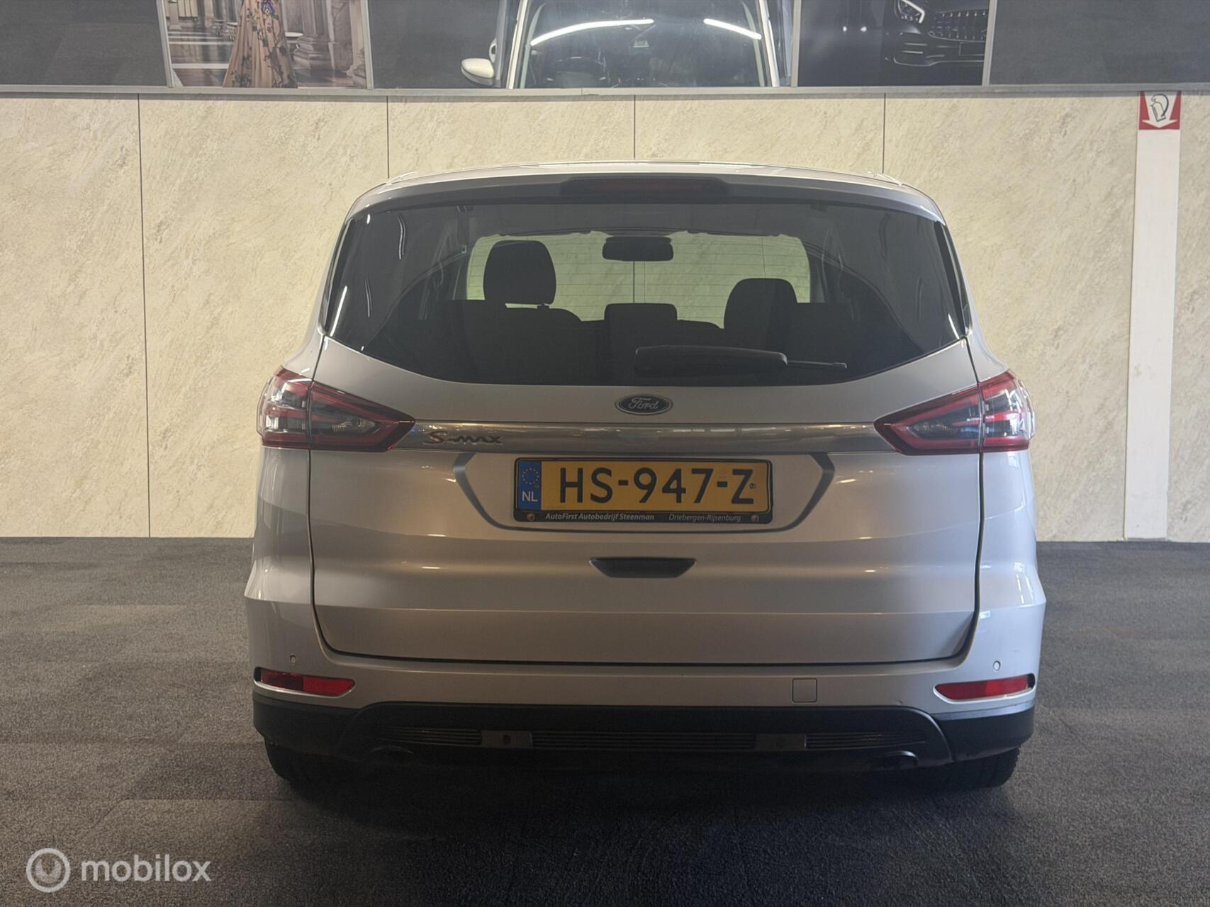 Foto van Ford S-max