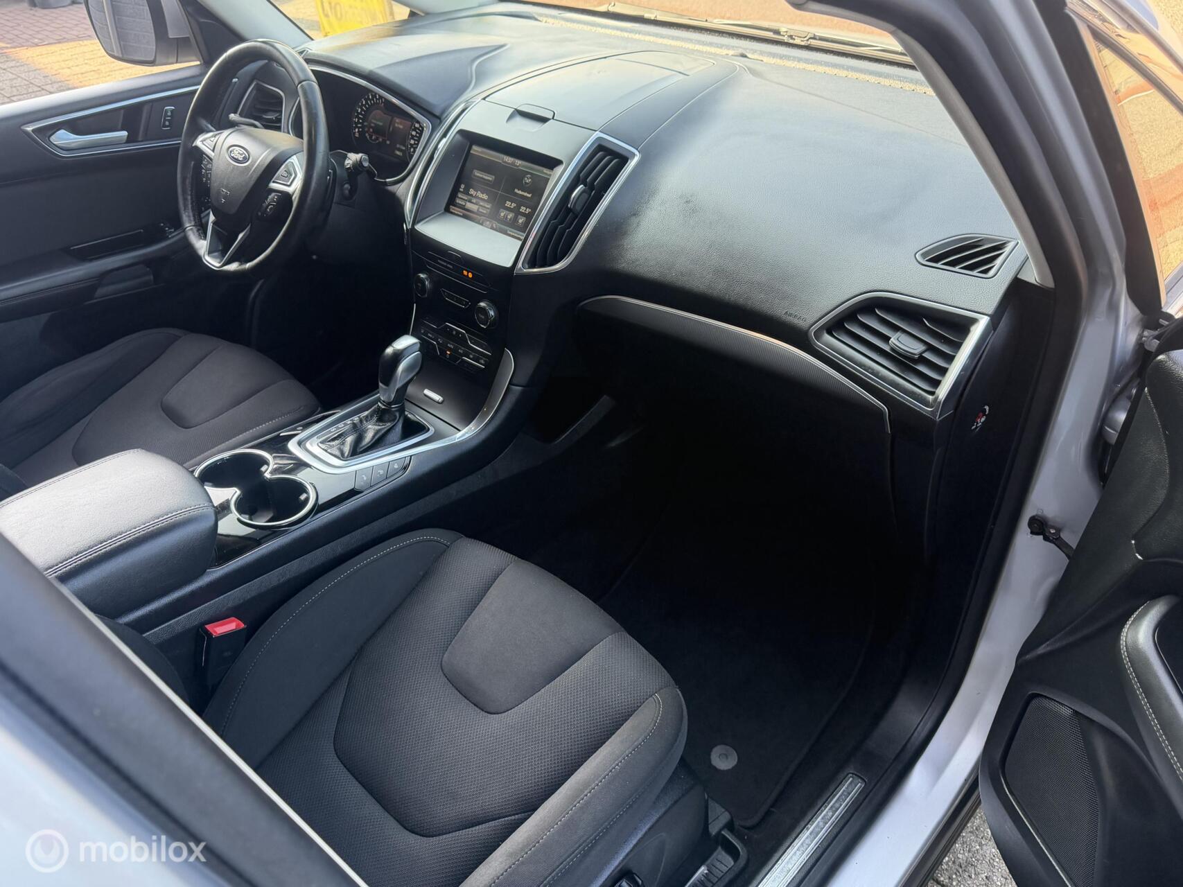 Foto van Ford S-max