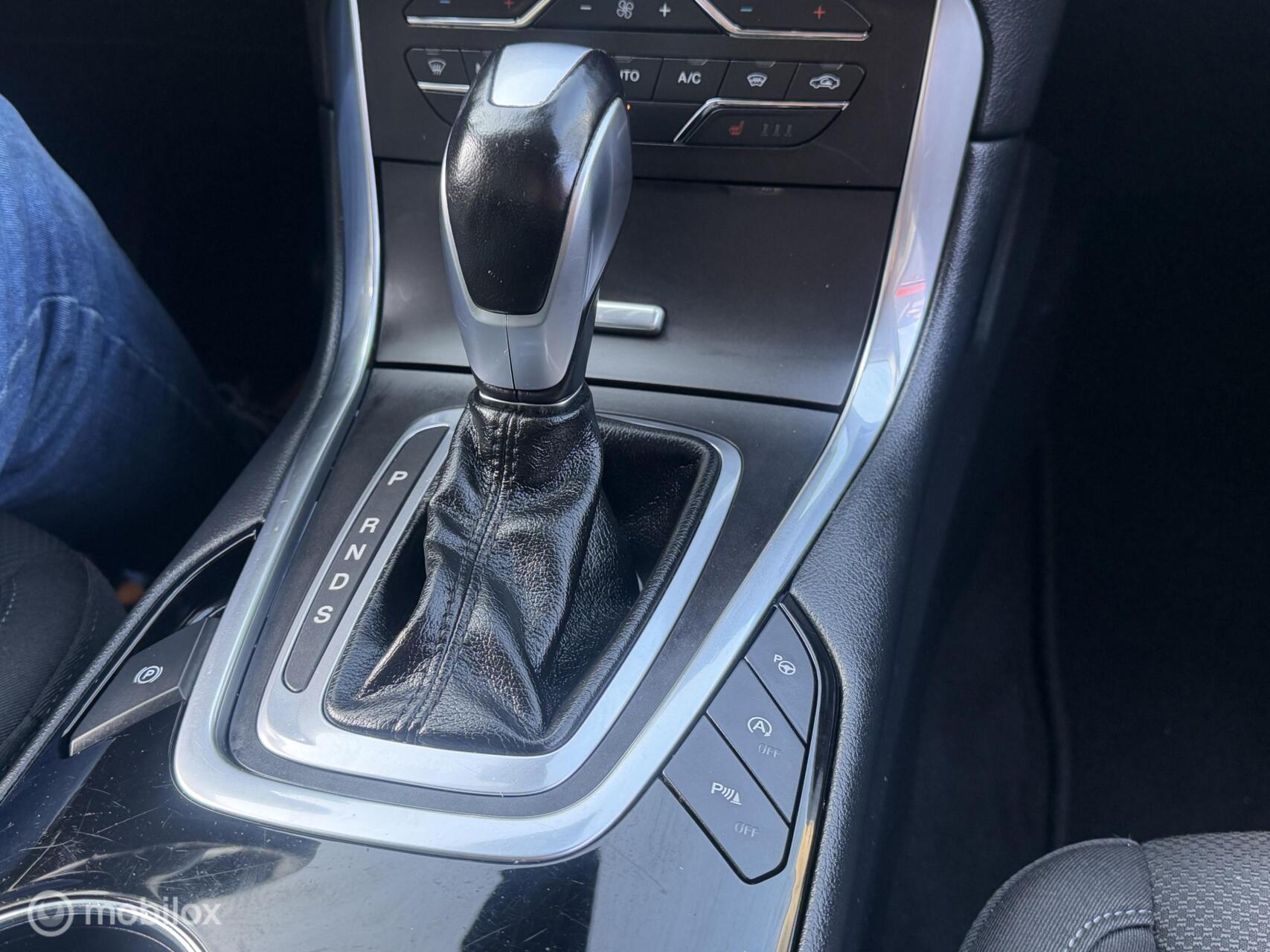 Foto van Ford S-max