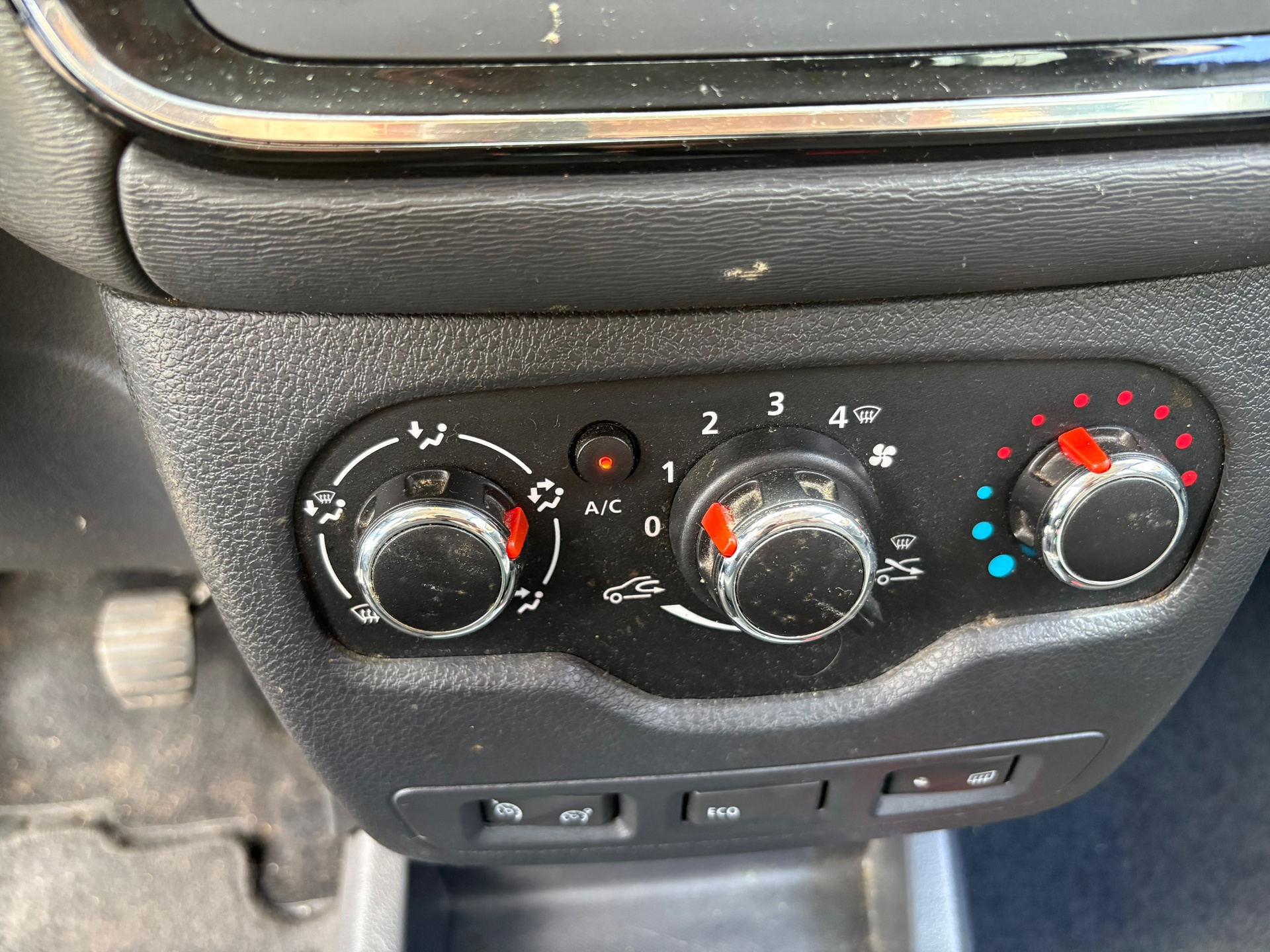 Foto van Dacia Lodgy