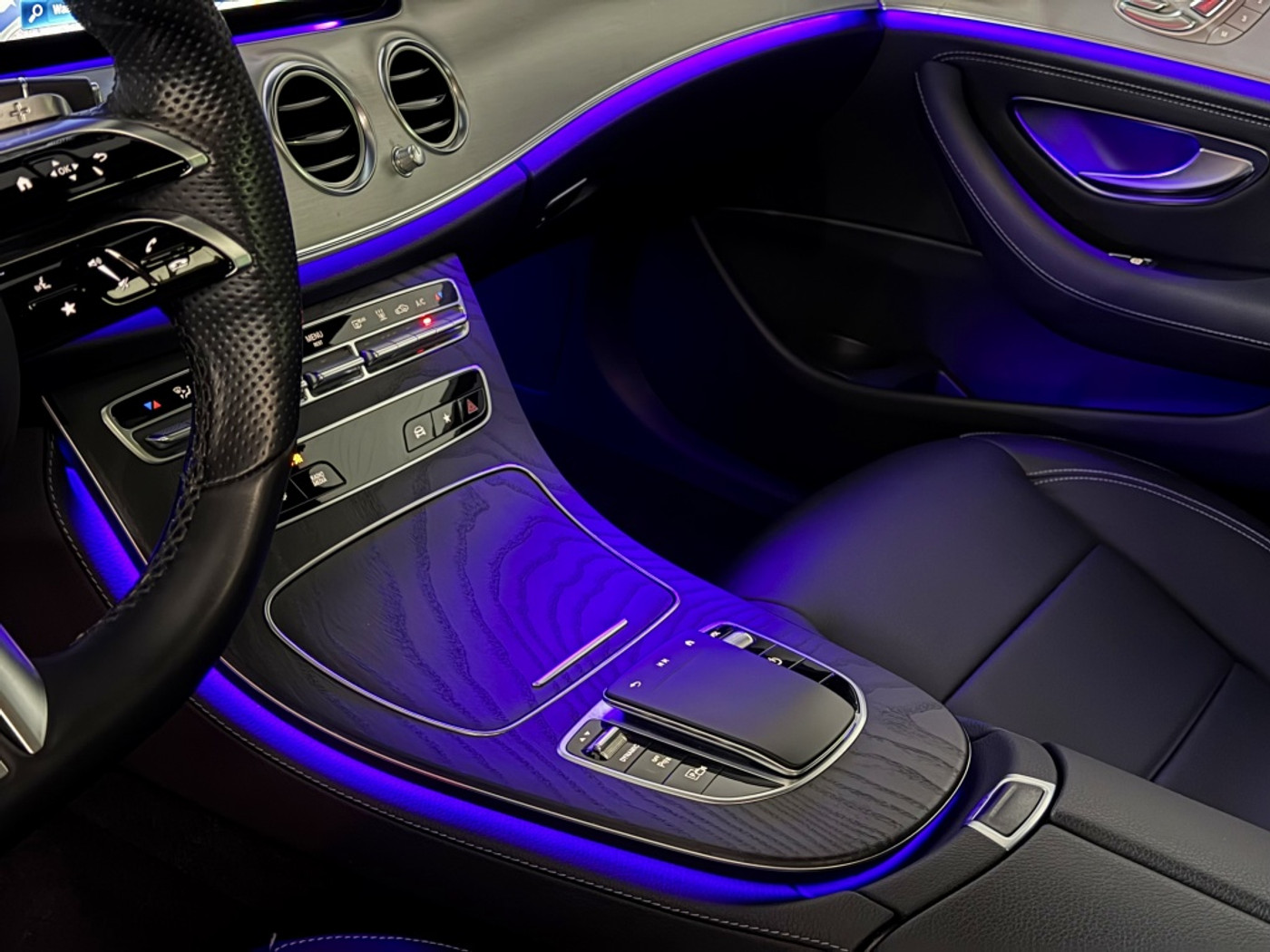 Foto van Mercedes-Benz E 300 E